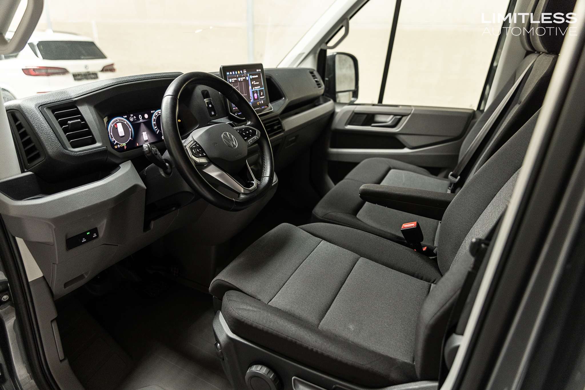 Volkswagen Crafter 2.0 TDi DSG | L4H3 / SOLD