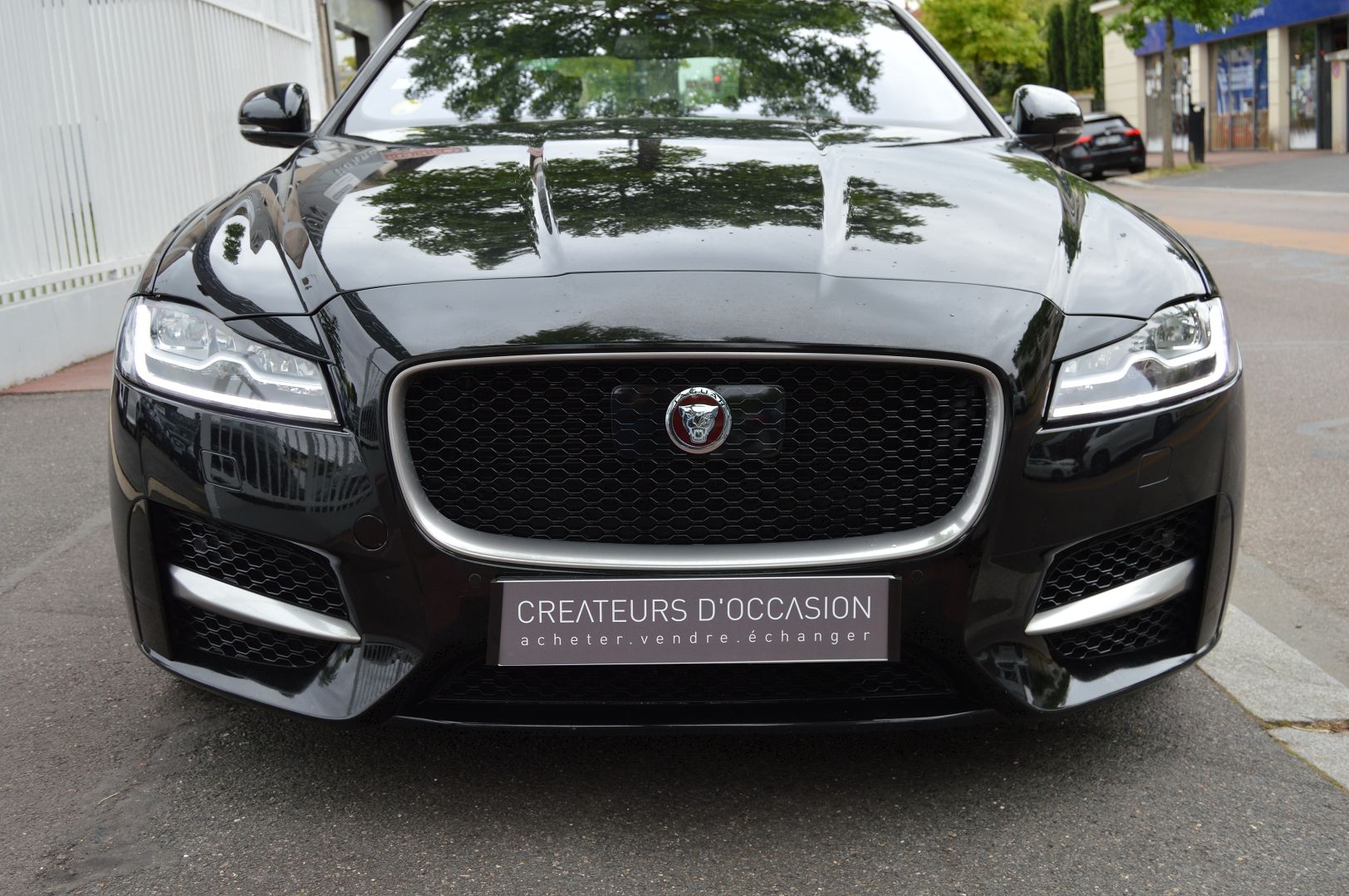 Jaguar XF 2.0D 180CH R-SPORT BVA