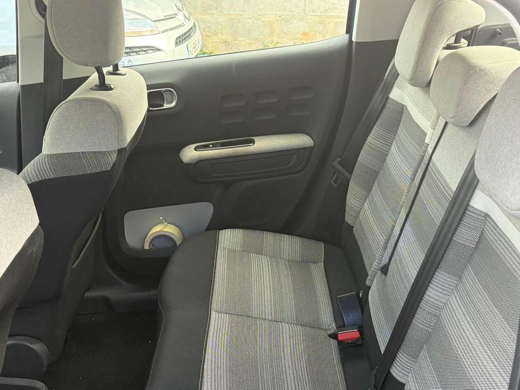 Citroen C3 1.2 PureTech 12V - 82 2016 BERLINE Shine Business PHASE 1