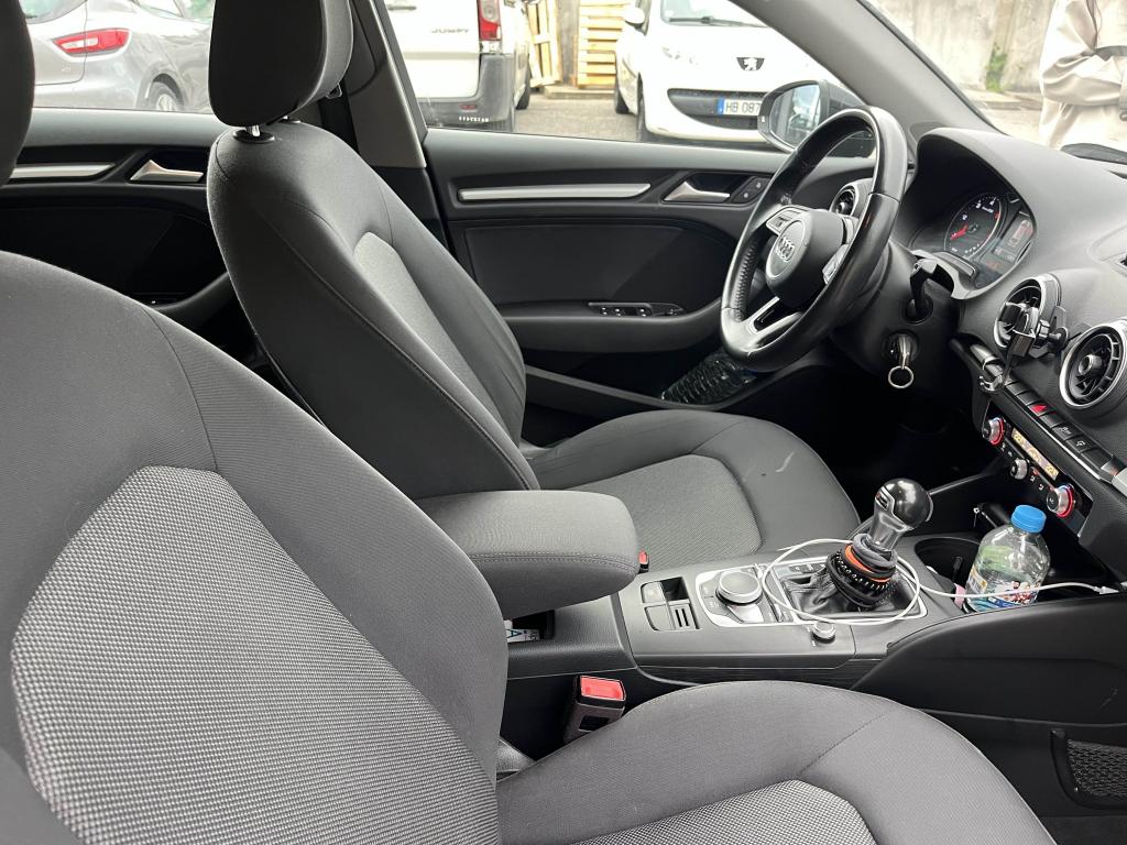 Audi A3 Sportback 1.6 TDI - 116 BV S-Tronic 7 8V Design luxe PHASE 2