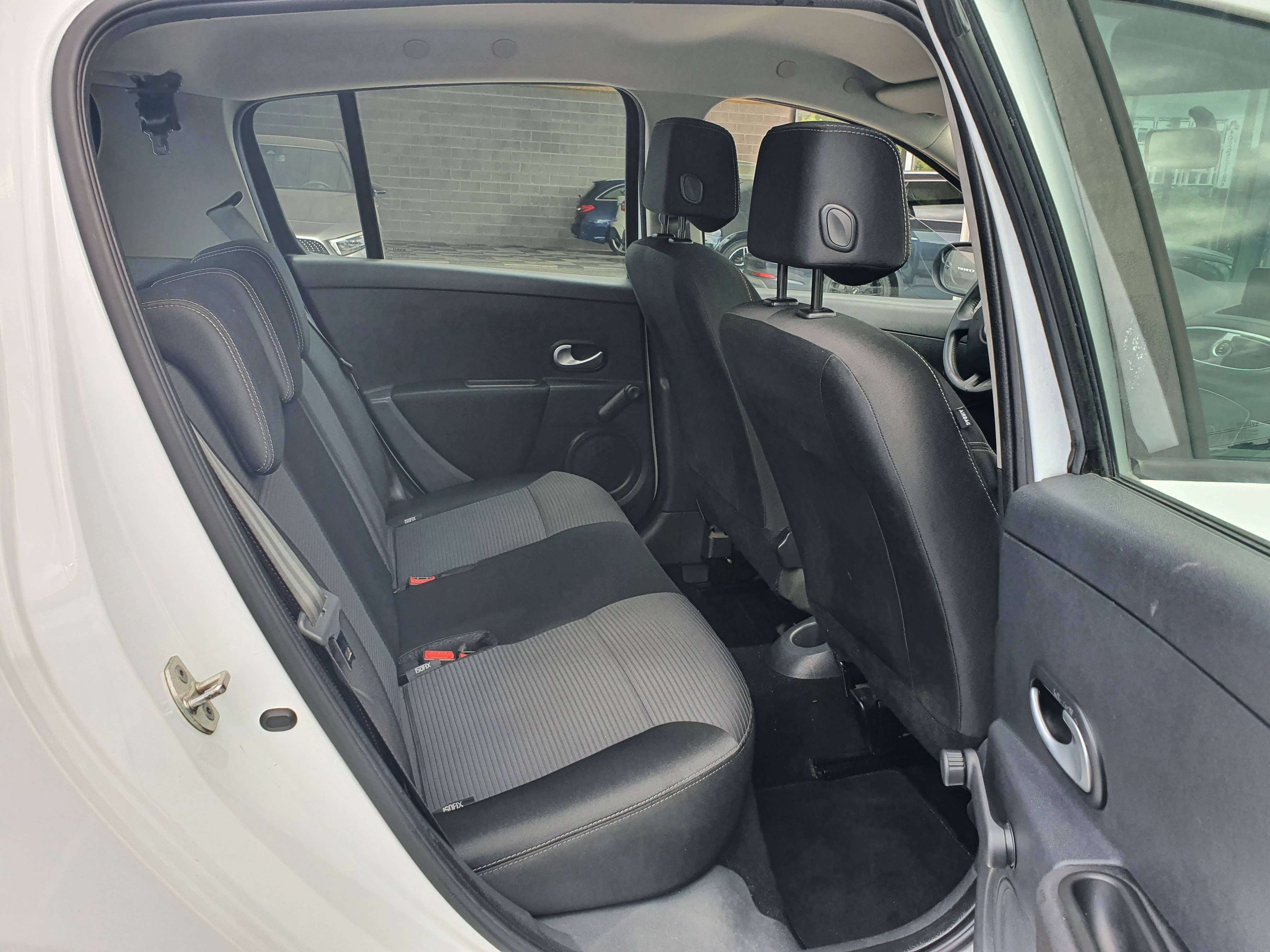 Renault Clio 🟢1.5 DIESEL 75CV - 1ER MAIN - 5 PORTES - CLIM