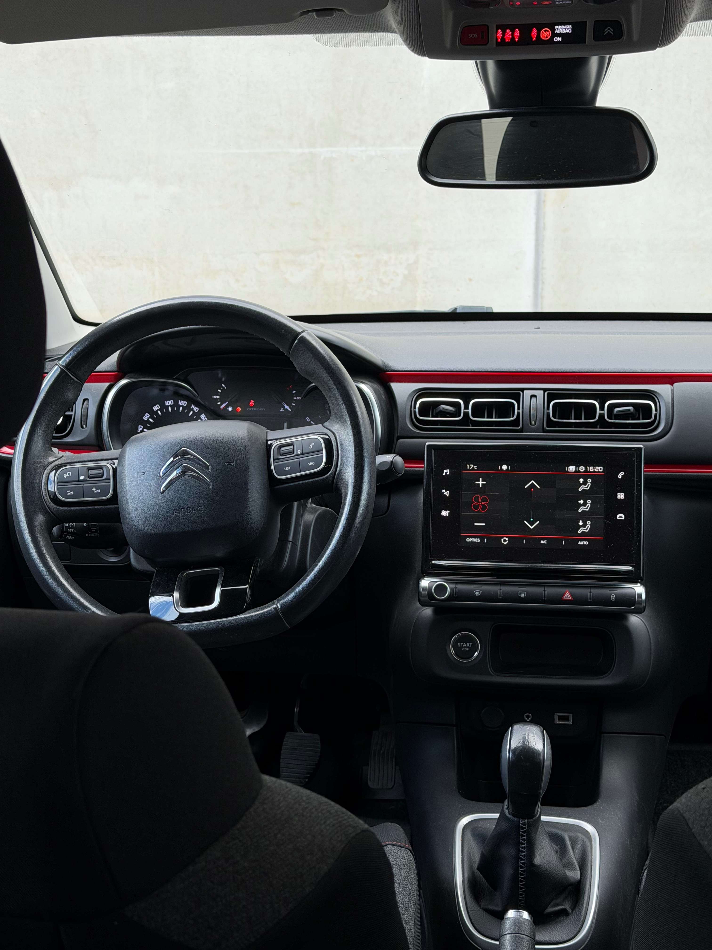 Citroen C3 C3 1.2i PureTech Shine