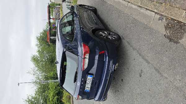 Ford Kuga II (2) 2.0 TDCI 120 ST LINE BLACK &amp; SILVER POWERSHIFT