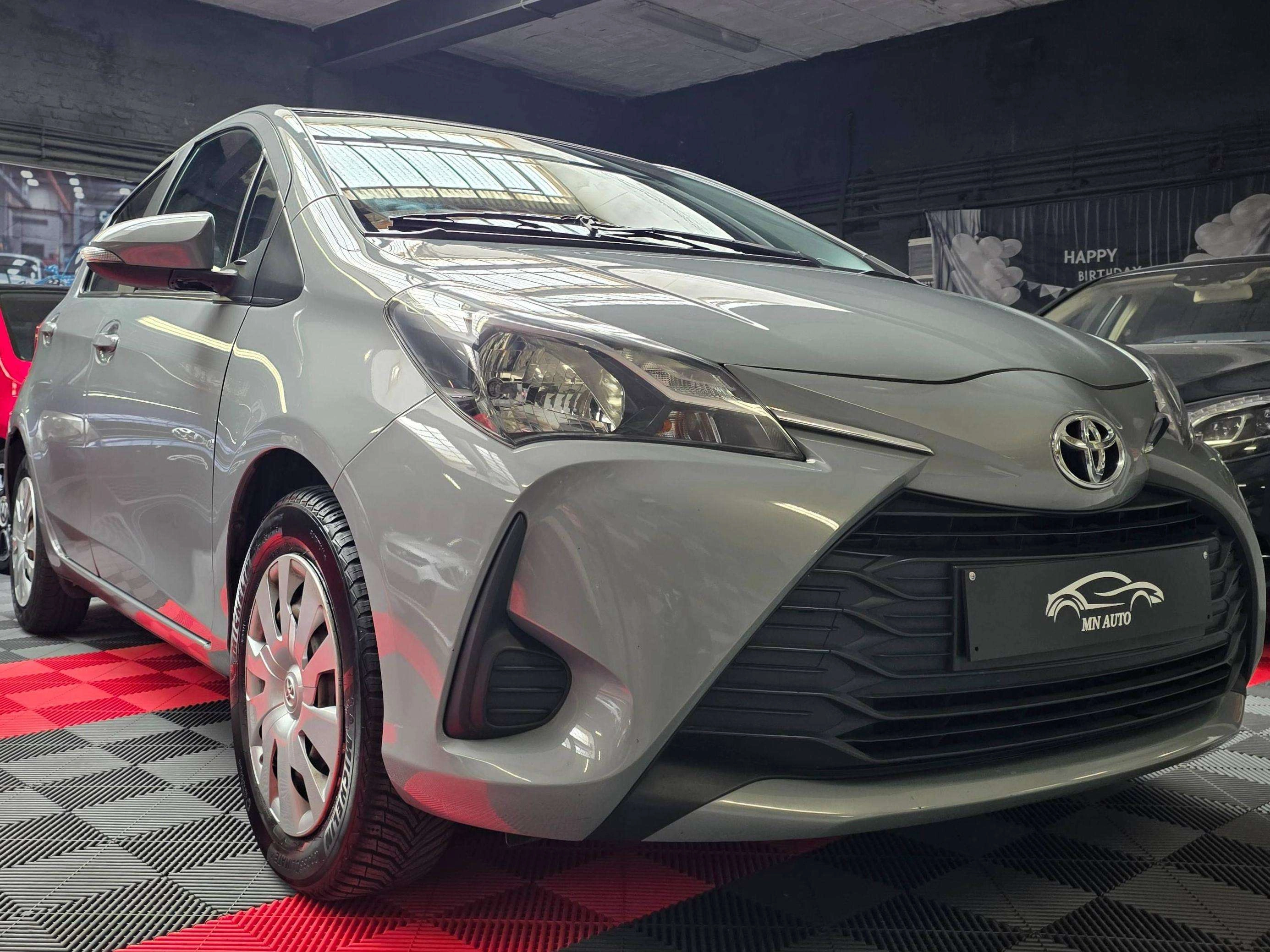 Toyota Yaris 1.5i Dual VVT-iE  12 MOIS de garantie