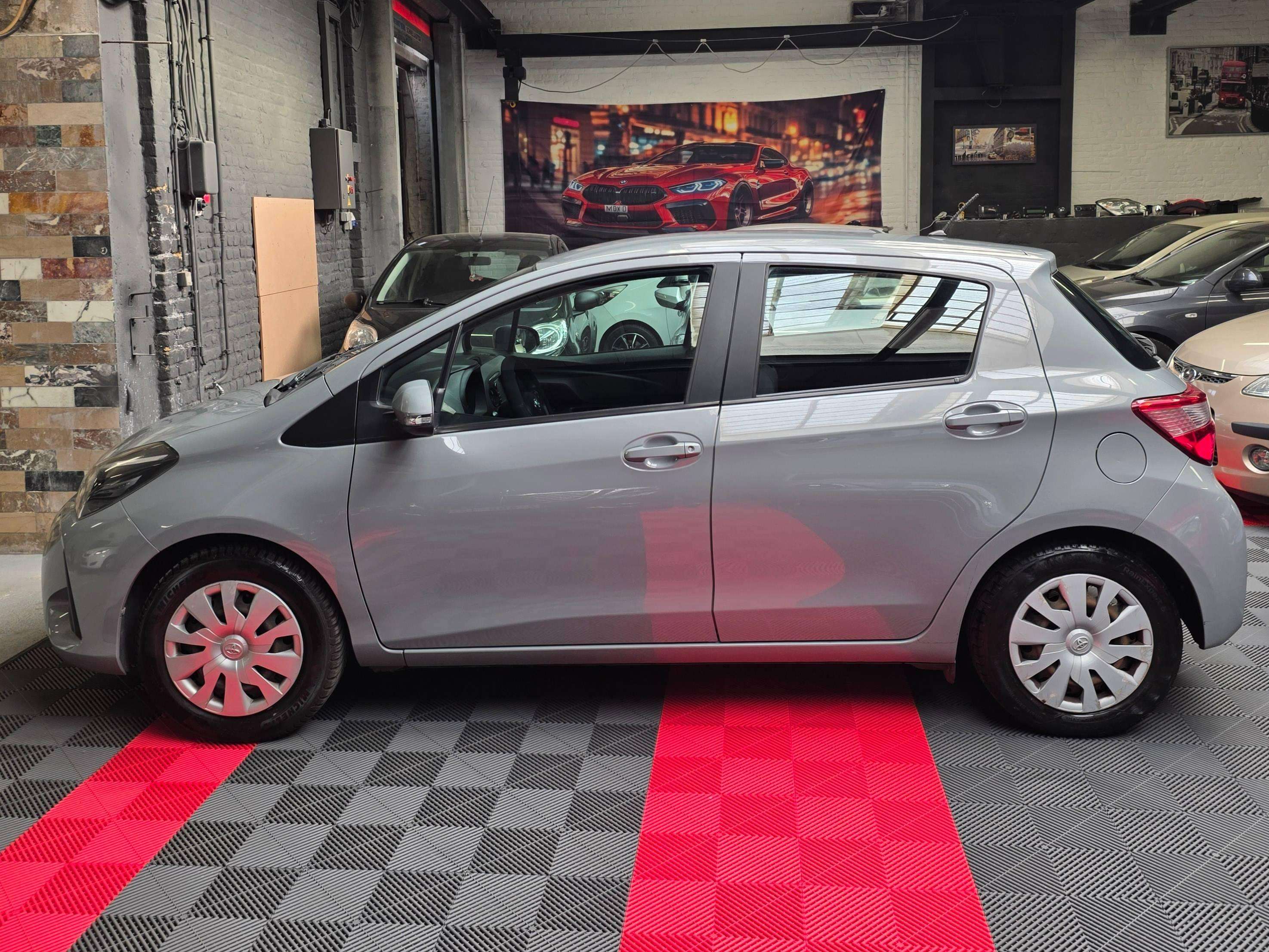 Toyota Yaris 1.5i Dual VVT-iE  12 MOIS de garantie
