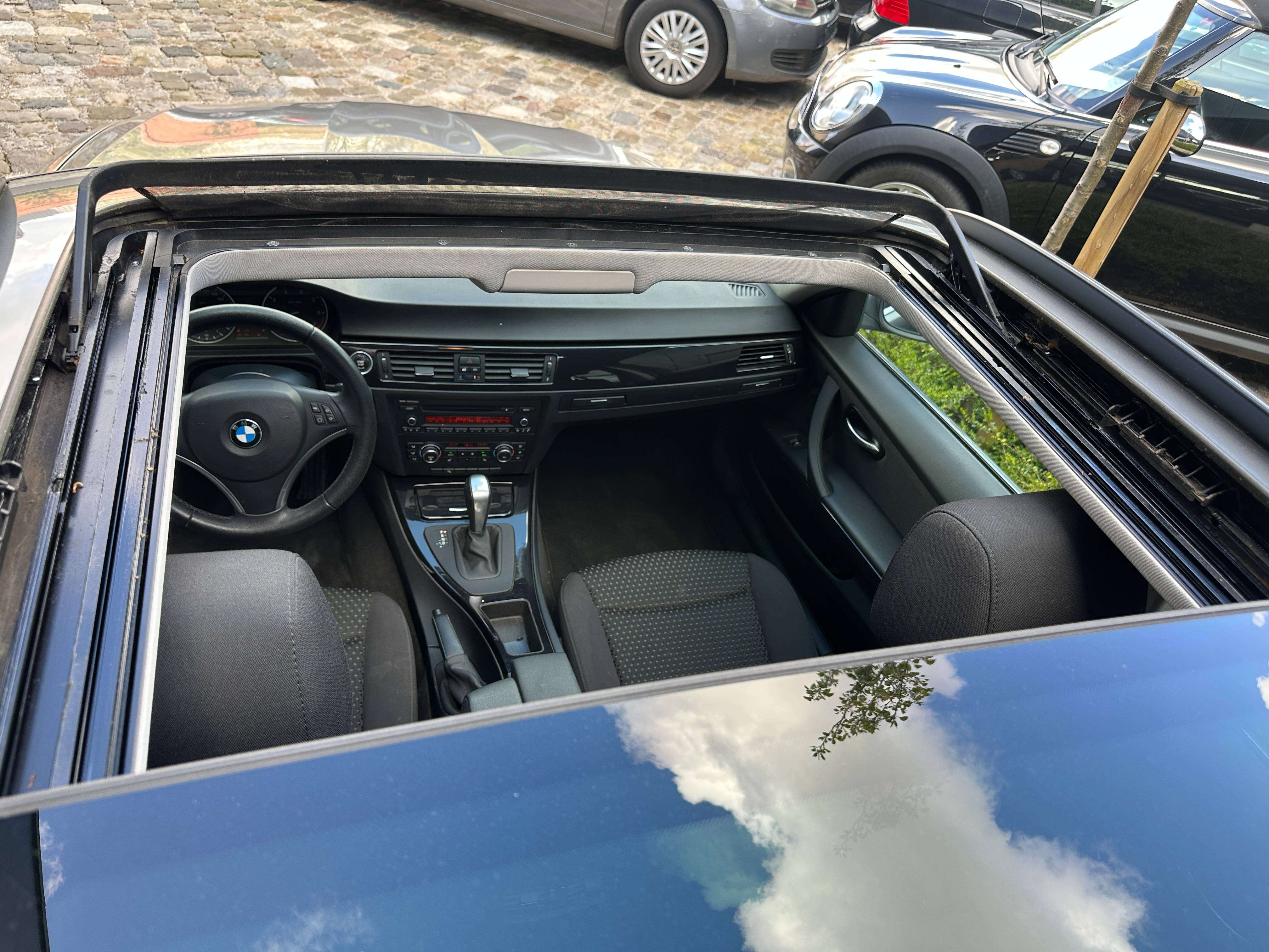 BMW 318 Touring 318iA EDITION,Panor. dak/Airco,17"Alu,Garantie