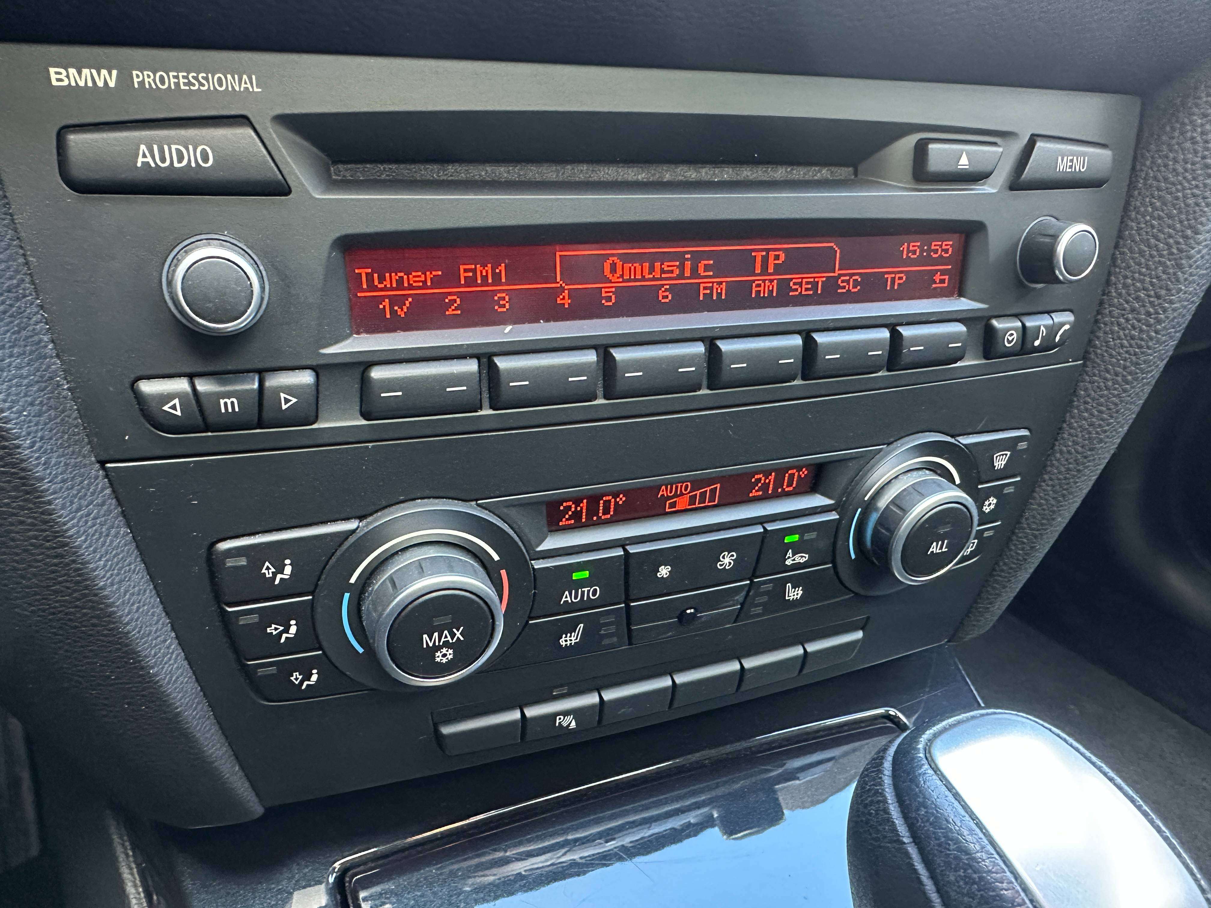 BMW 318 Touring 318iA EDITION,Panor. dak/Airco,17"Alu,Garantie
