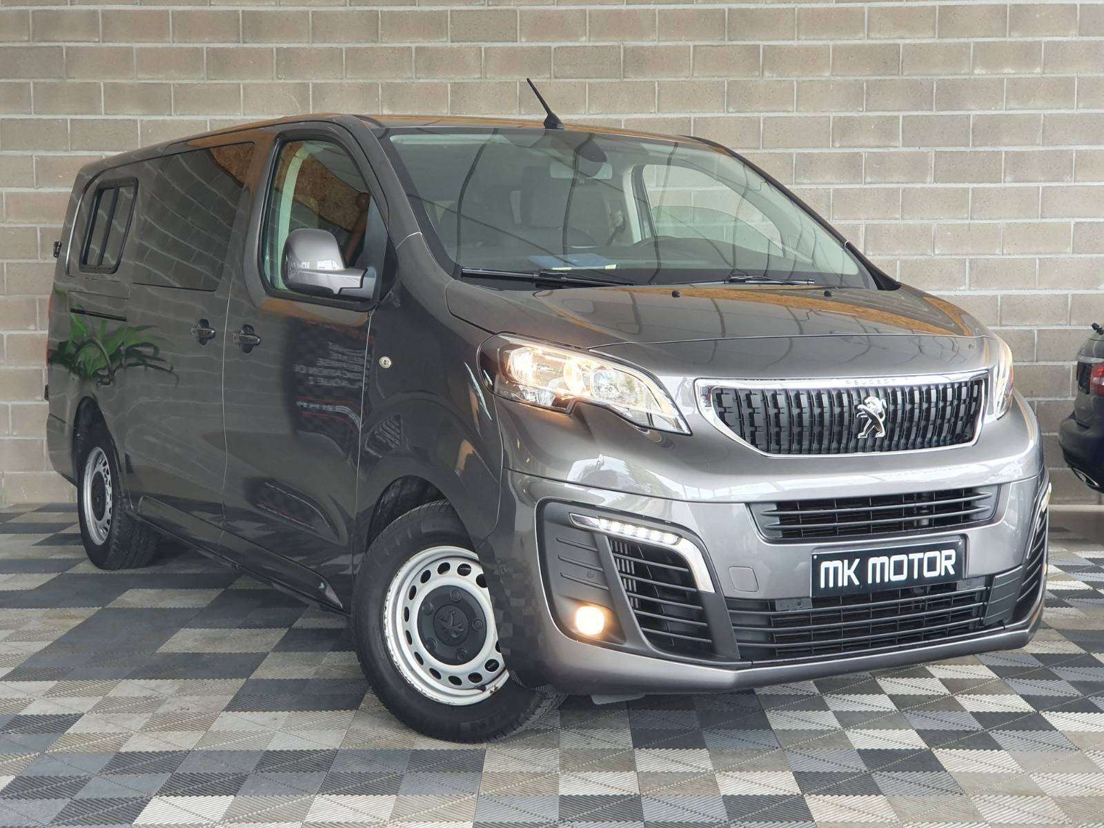 Peugeot Expert 🟢2.0 DIESEL 122CV - DOUBLE CABINE - 5PLACES - UTILITAIRE