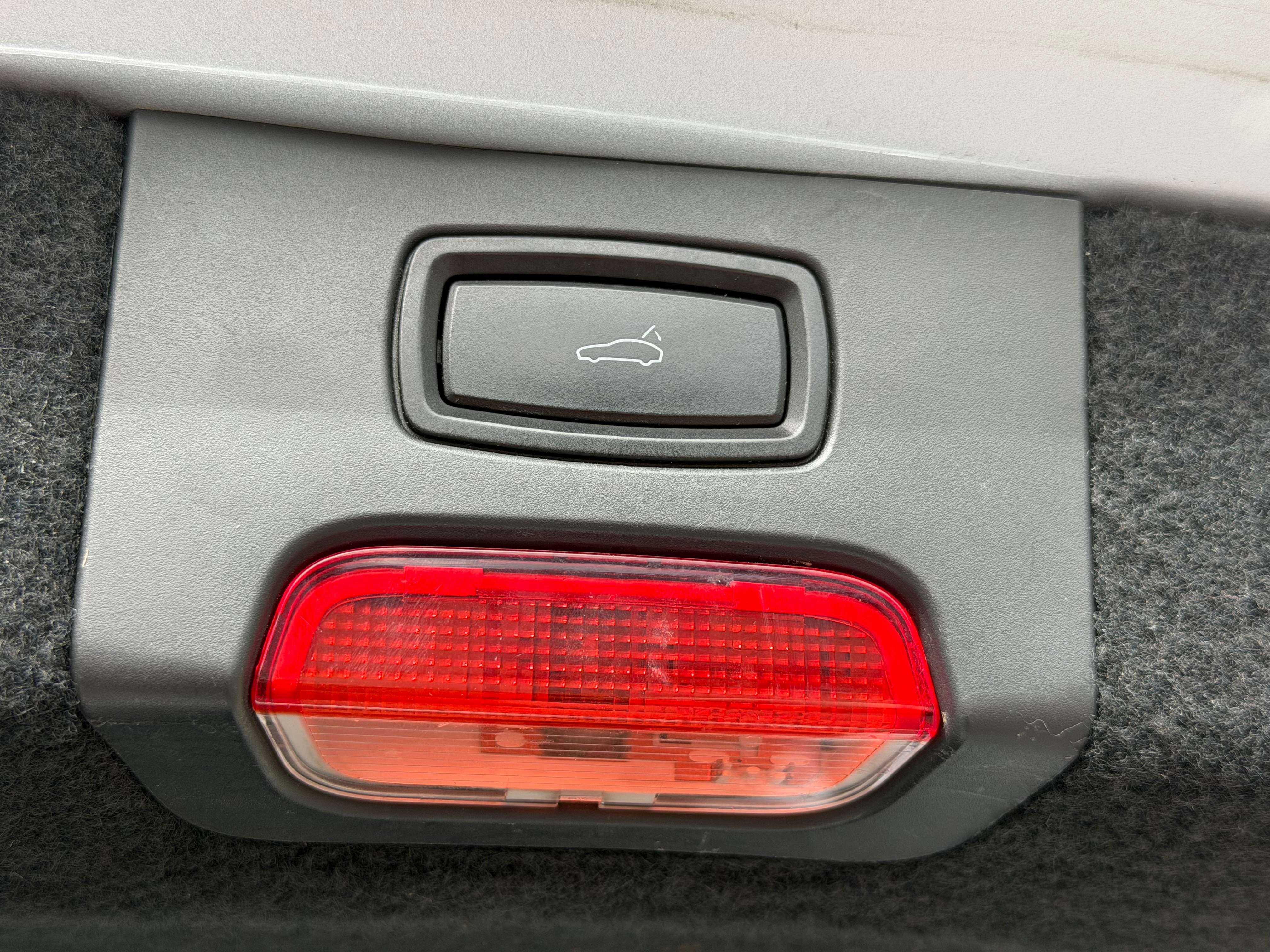 Porsche Cayenne RÉSERVÉ !!