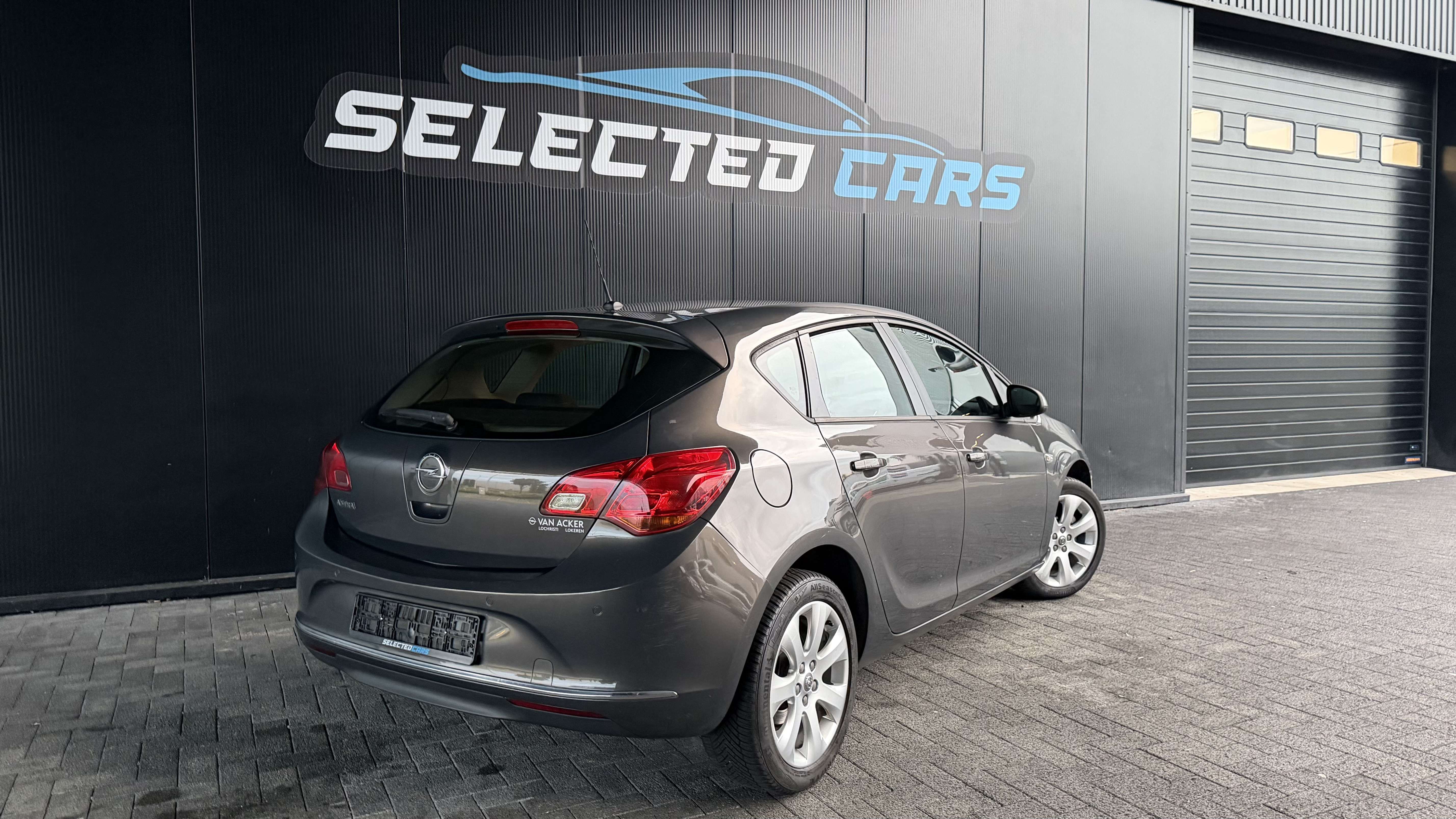 Opel Astra 1.4i Benzine Enjoy *1Jaar Garantie*