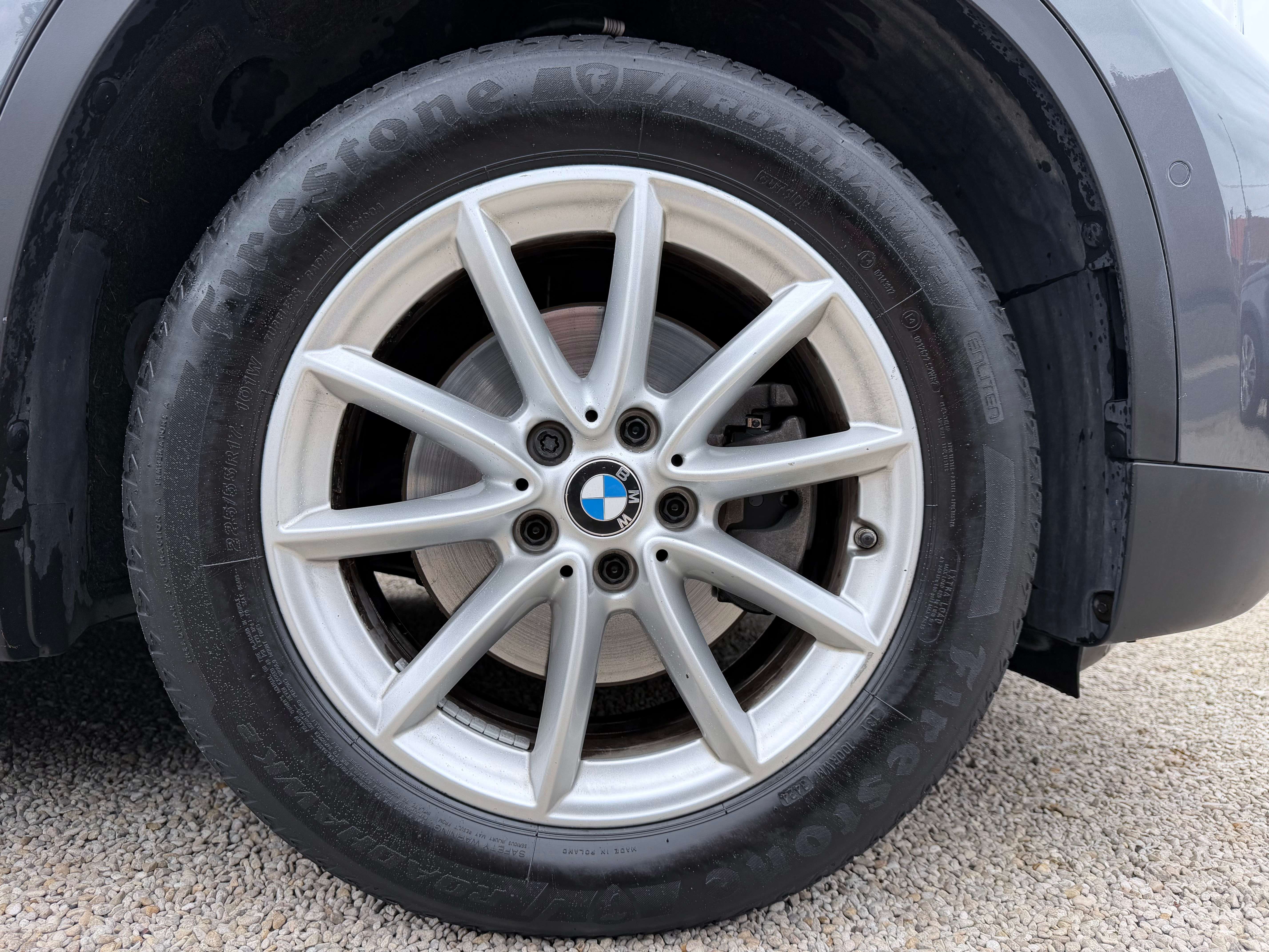 BMW X1 X1 1.5iA sDrive18 NETTO: € 17.347