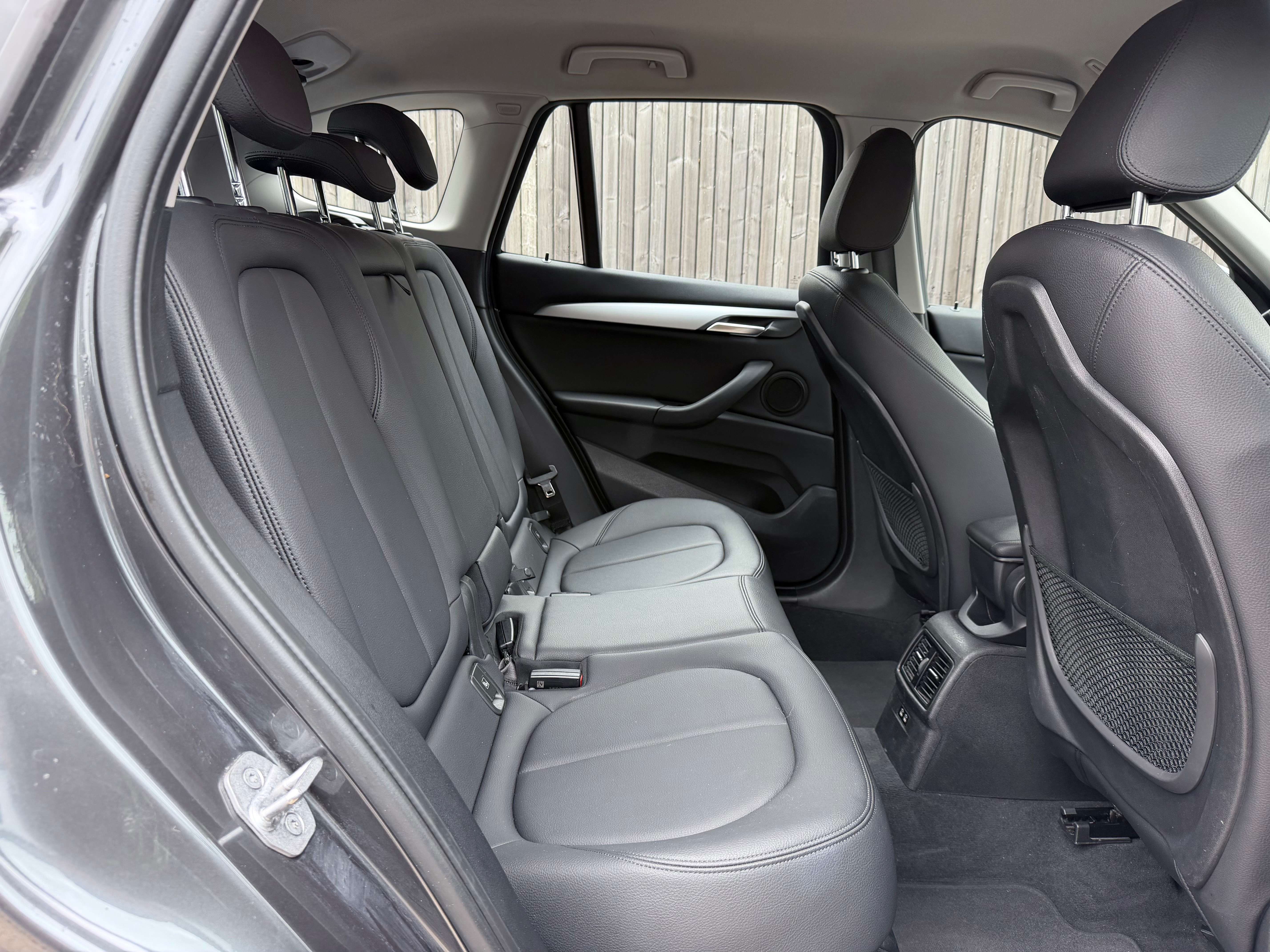 BMW X1 X1 1.5iA sDrive18 NETTO: € 17.347