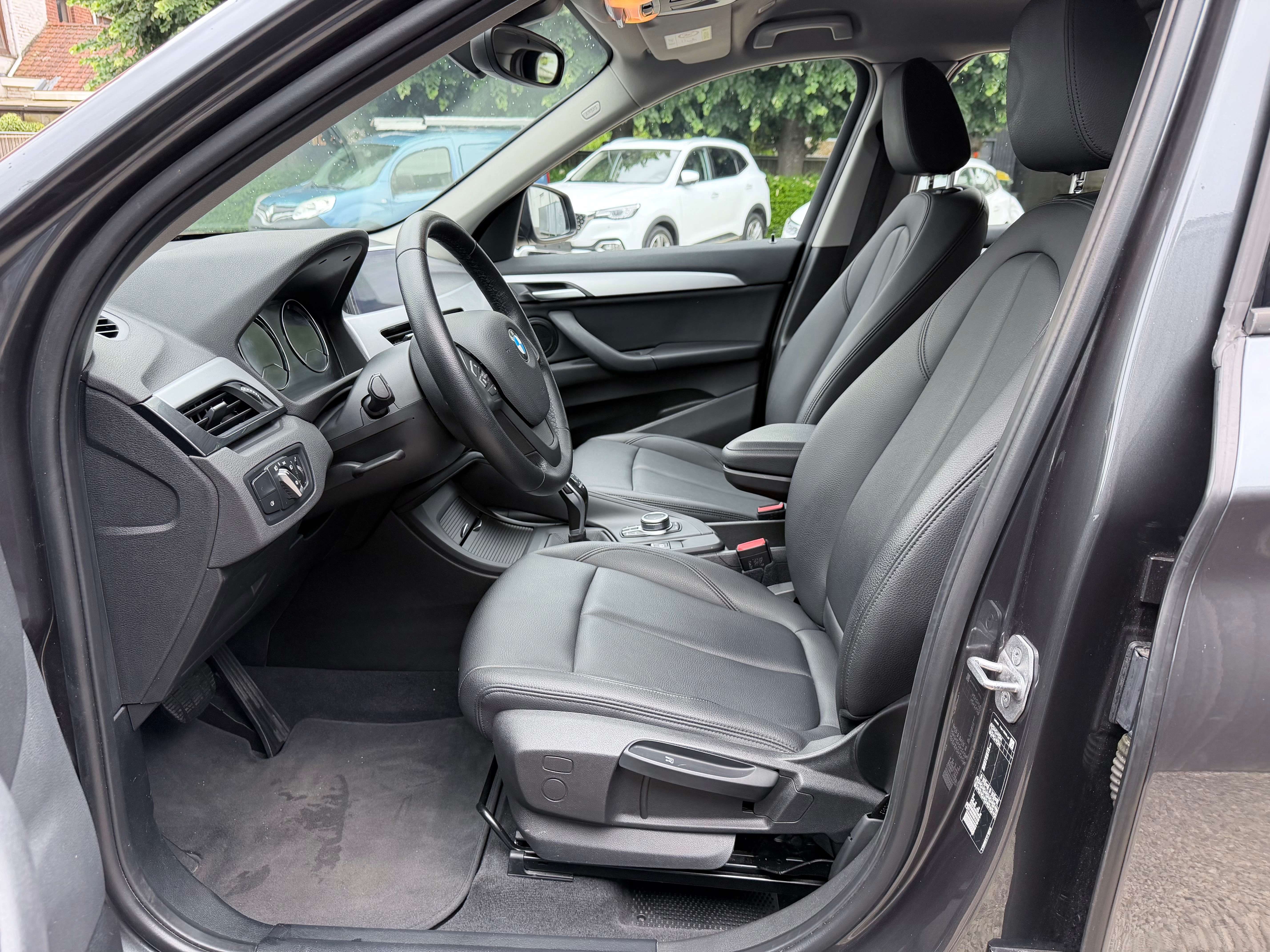 BMW X1 X1 1.5iA sDrive18 NETTO: € 17.347