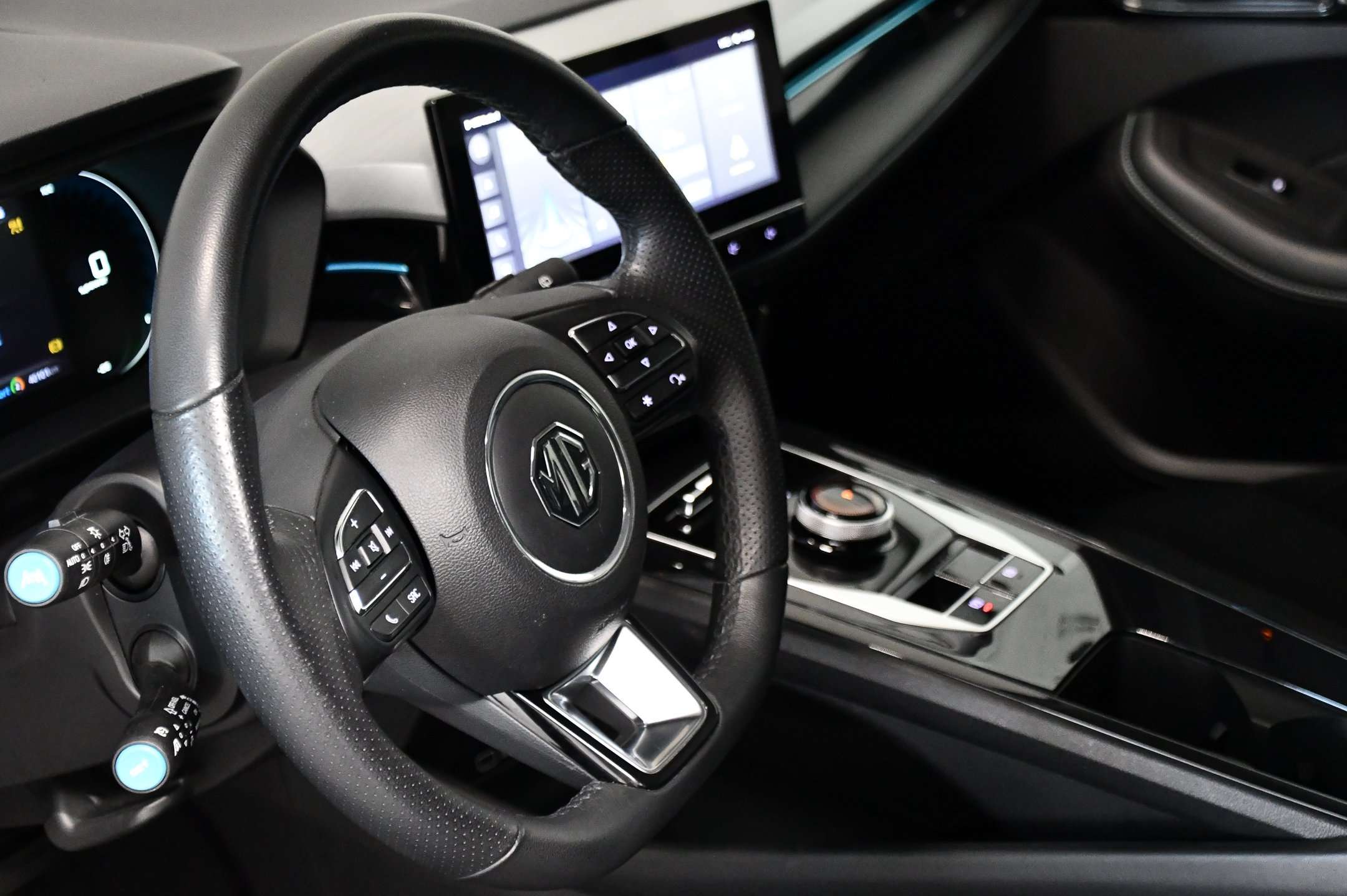 MG MG5 61 kWh l Long Range l Carplay l ACC l DAB l Zetelverw.