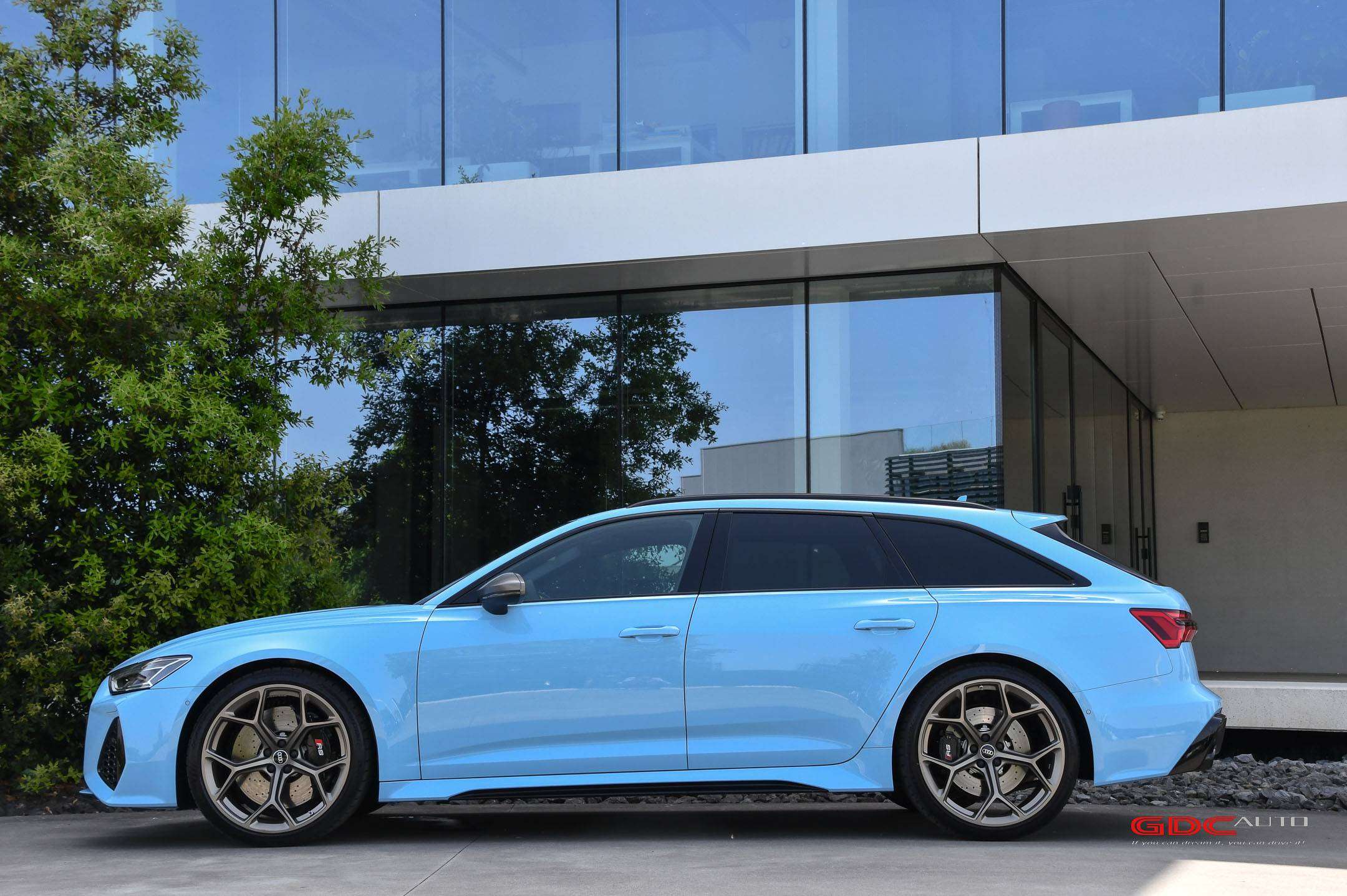 Audi RS6 RS6 Avant Performance l Audi Exclusive l Sportuitlaat l B&O