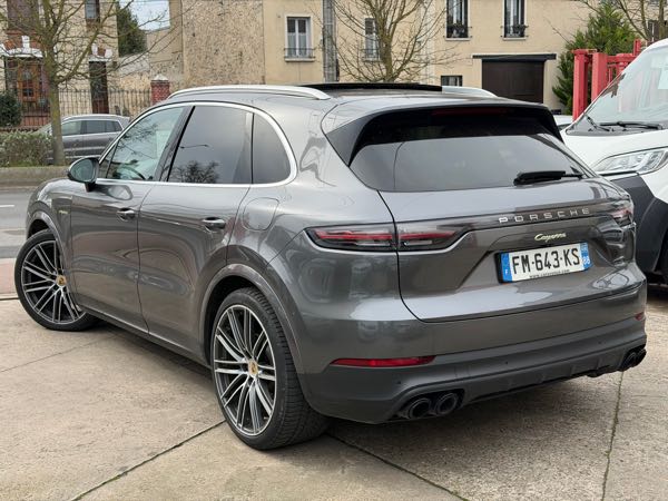 Porsche Cayenne 3.0 HYBRID 462CV