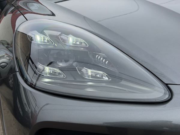 Porsche Cayenne 3.0 HYBRID 462CV