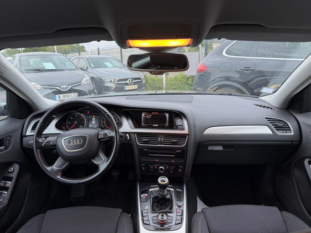 Audi A4 AVANT 2.0 TDI 120 ATTRACTION