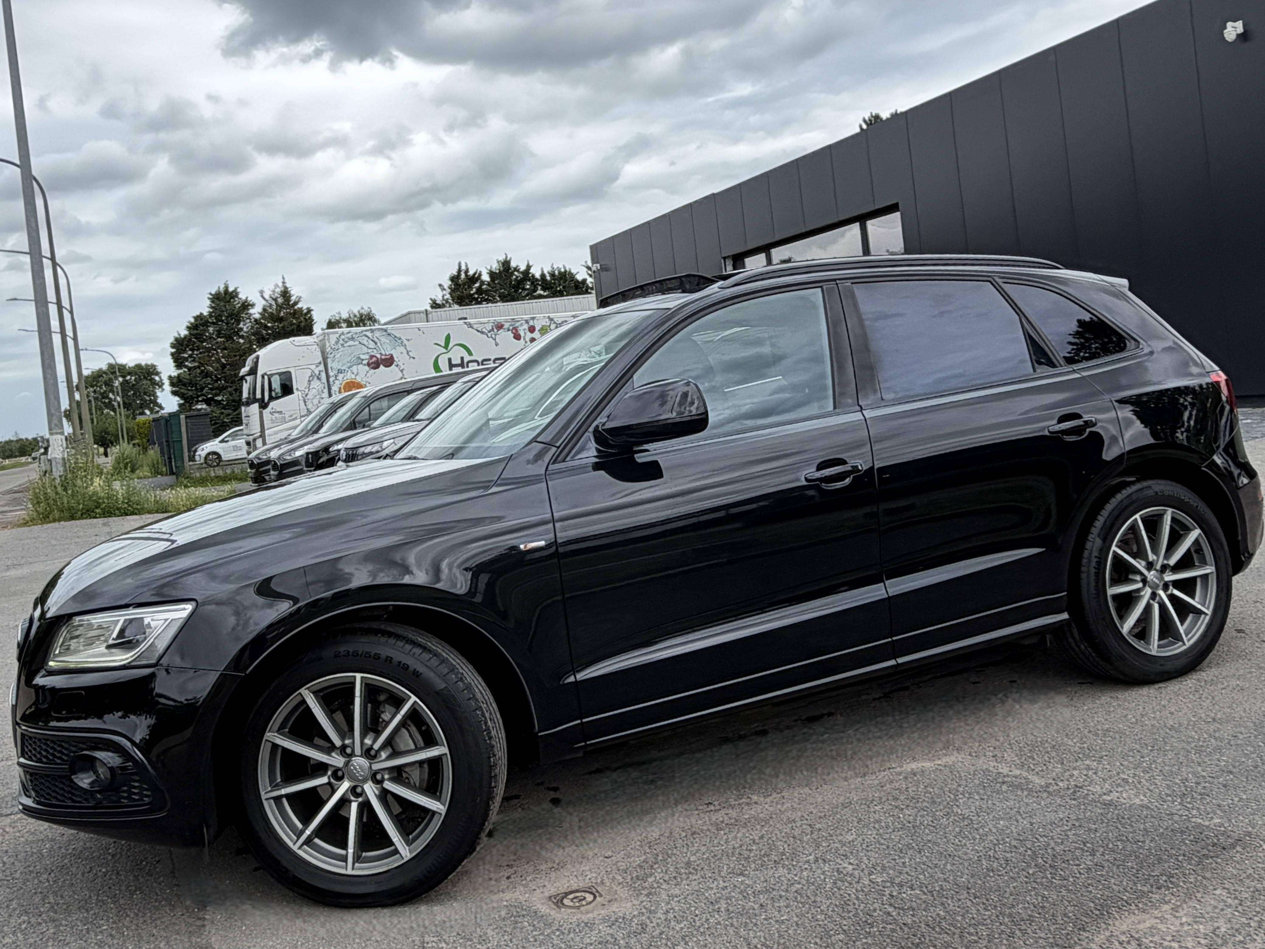 Audi Q5 2.0 TDi S-Line Design Edition 1er PROPRIO/CUIR/NAVI/LED/PANO/JA19"