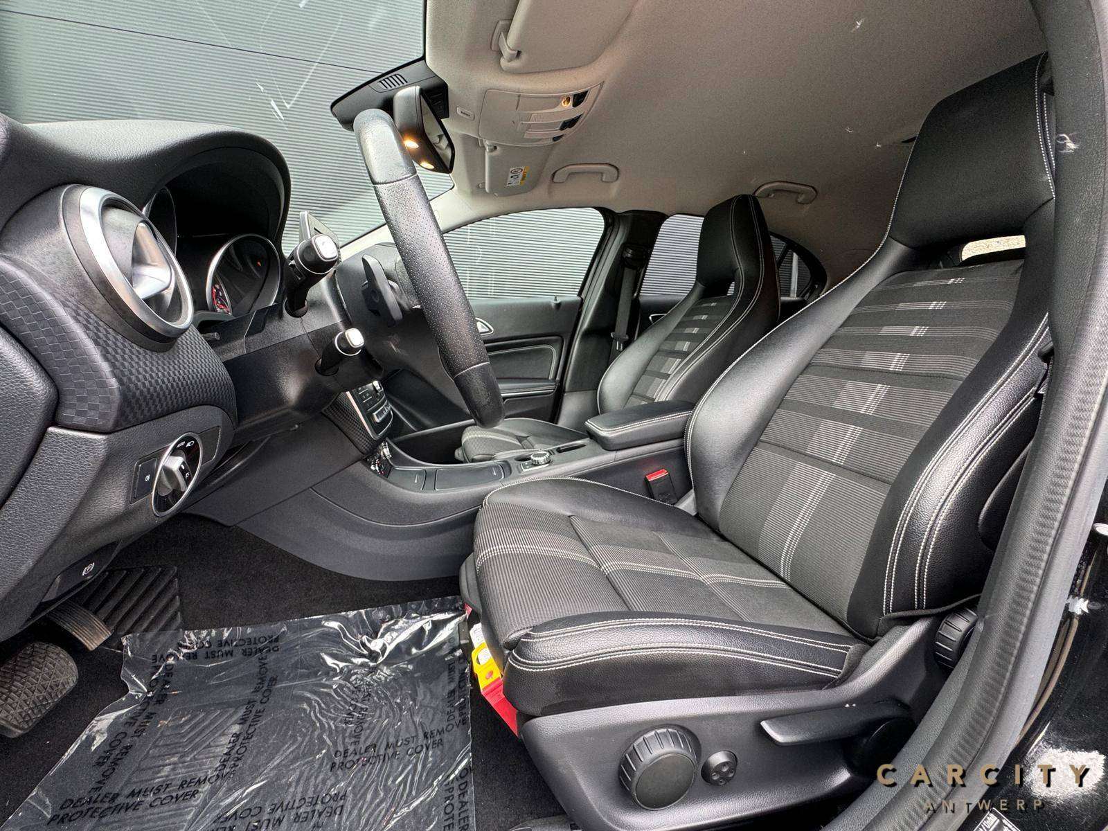 Mercedes-Benz A 180 A 180 BlueEFFICIENCY | NAVI | BLUETOOTH | LED | ZETELVERWARMING |