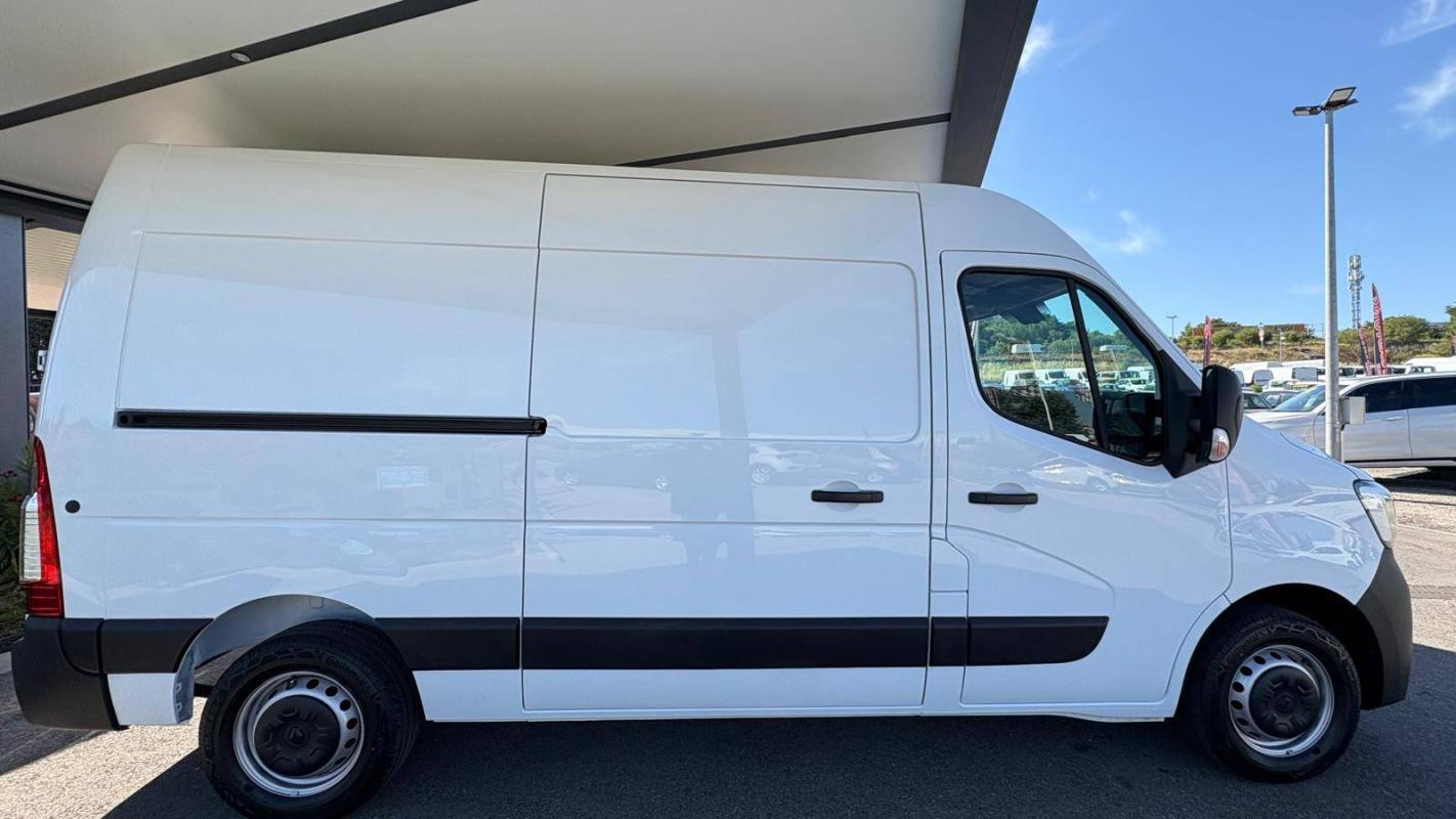 Renault Master FOURGON FGN TRAC F3300 L2H2 BLUE DCI 135 CONFORT