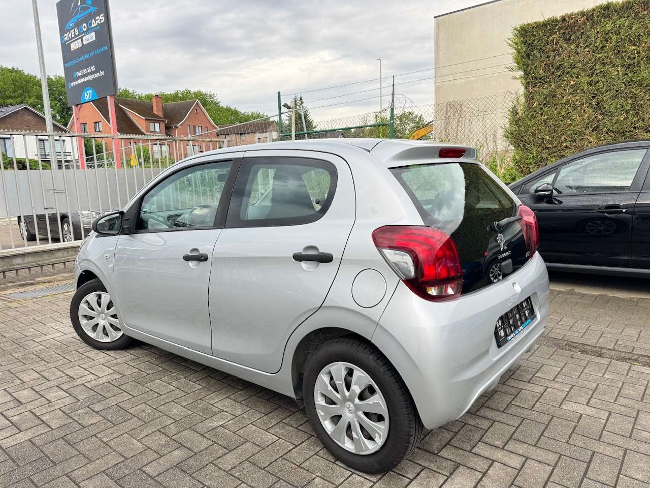 Peugeot 108 1.0i Benzine ** 1 JAAR GARANTIE ** !!