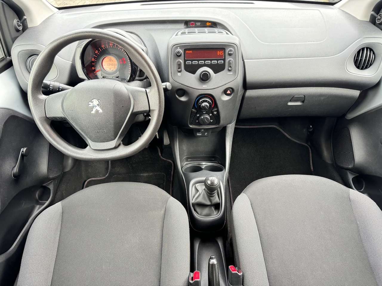 Peugeot 108 1.0i Benzine ** 1 JAAR GARANTIE ** !!