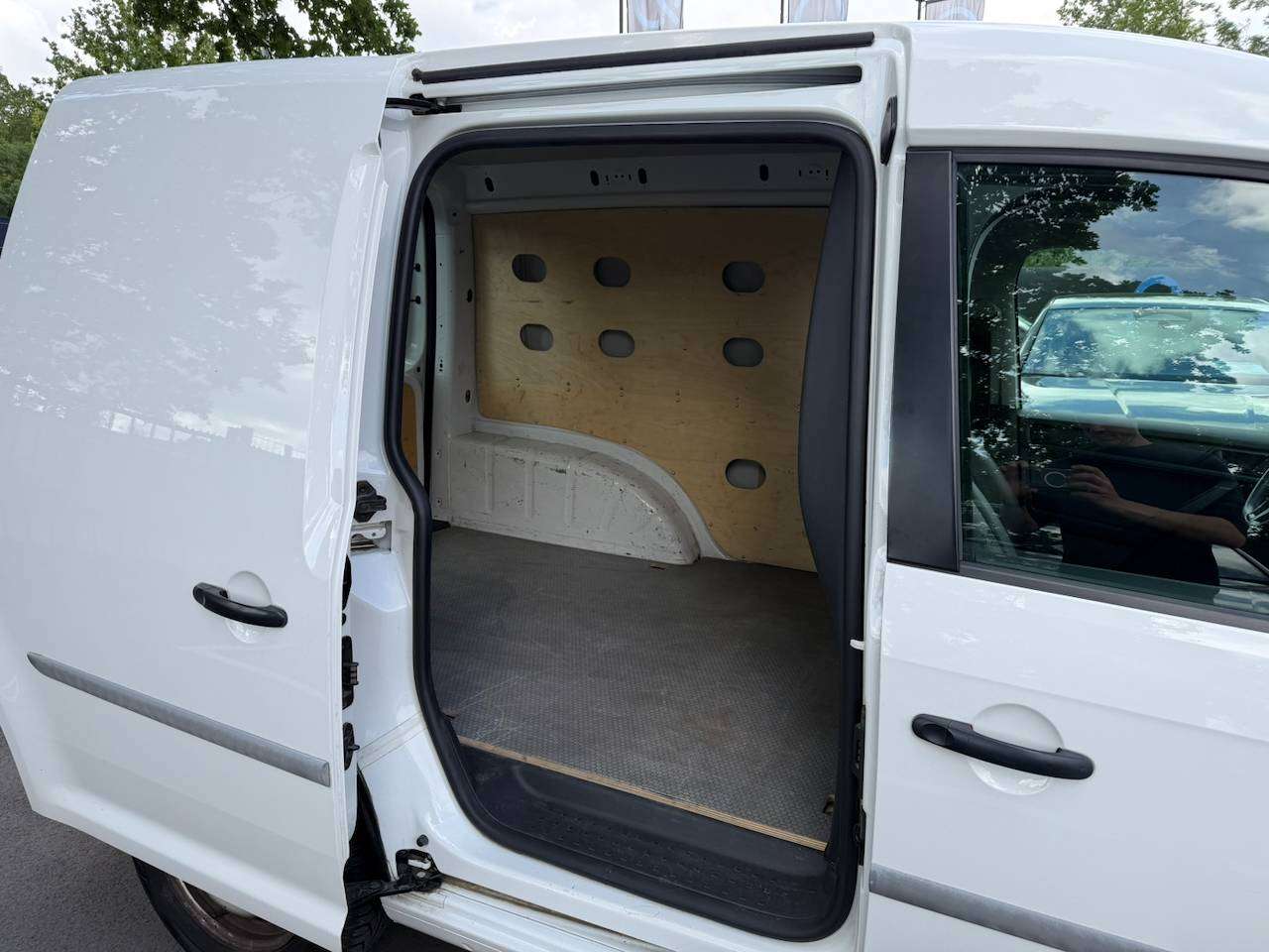 Volkswagen Caddy 2.0 CR TDi AIRCO LEDER PDC SCHUIFDEUR