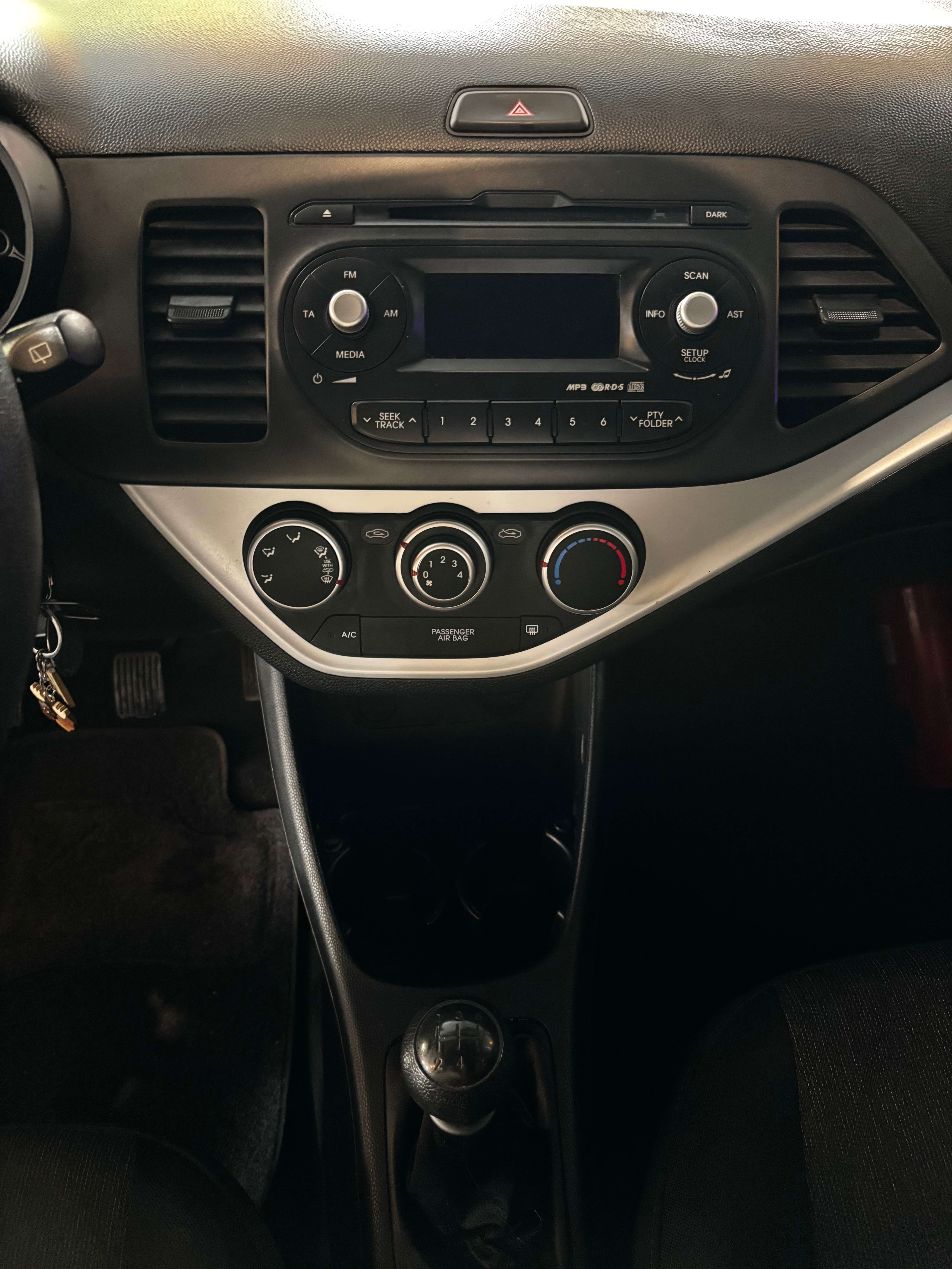 Kia Picanto 12 MOIS DE GARANTIE / Picanto 1.0i Lounge