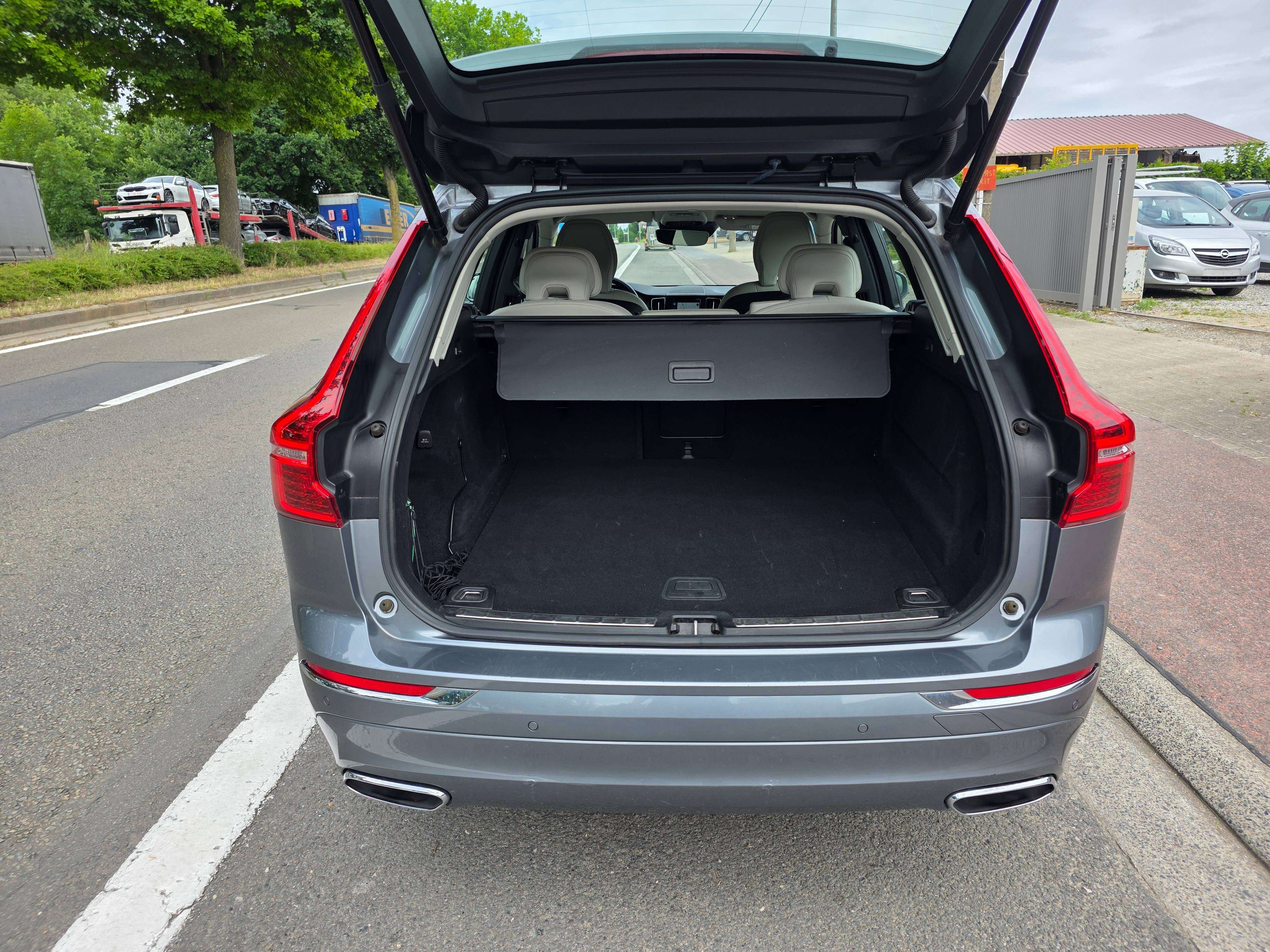 Volvo XC60 2.0 D4 Inscription Geartronic AdBlue 1°EIG. FULL OPTIES . IN PERFECTE STAAT !!
