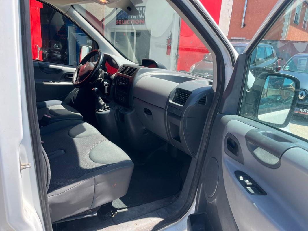 Citroen Jumpy 1.6 HDI 90 CH DISTRIBUTION + EMBRAYAGE NEUFS | ENTIÈREMENT RÉVISÉE ET GARANTIE