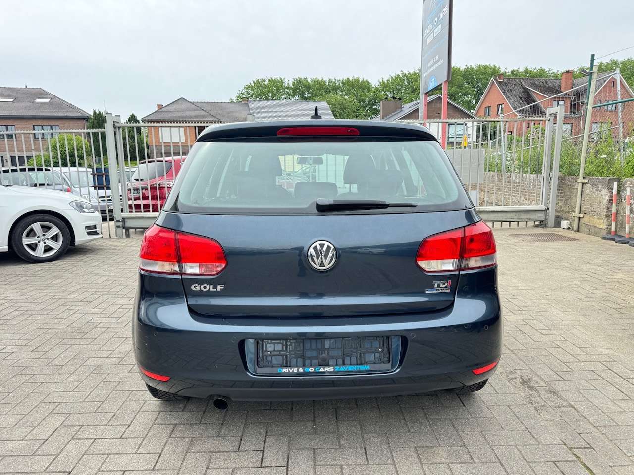 Volkswagen Golf 1.6 CR TDi Highline ** 1 JAAR GARANTIE ** !!