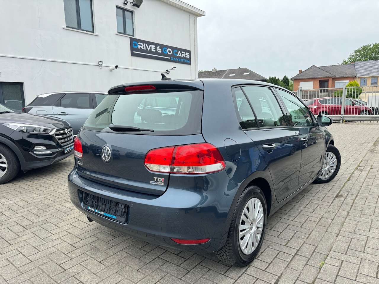 Volkswagen Golf 1.6 CR TDi Highline ** 1 JAAR GARANTIE ** !!