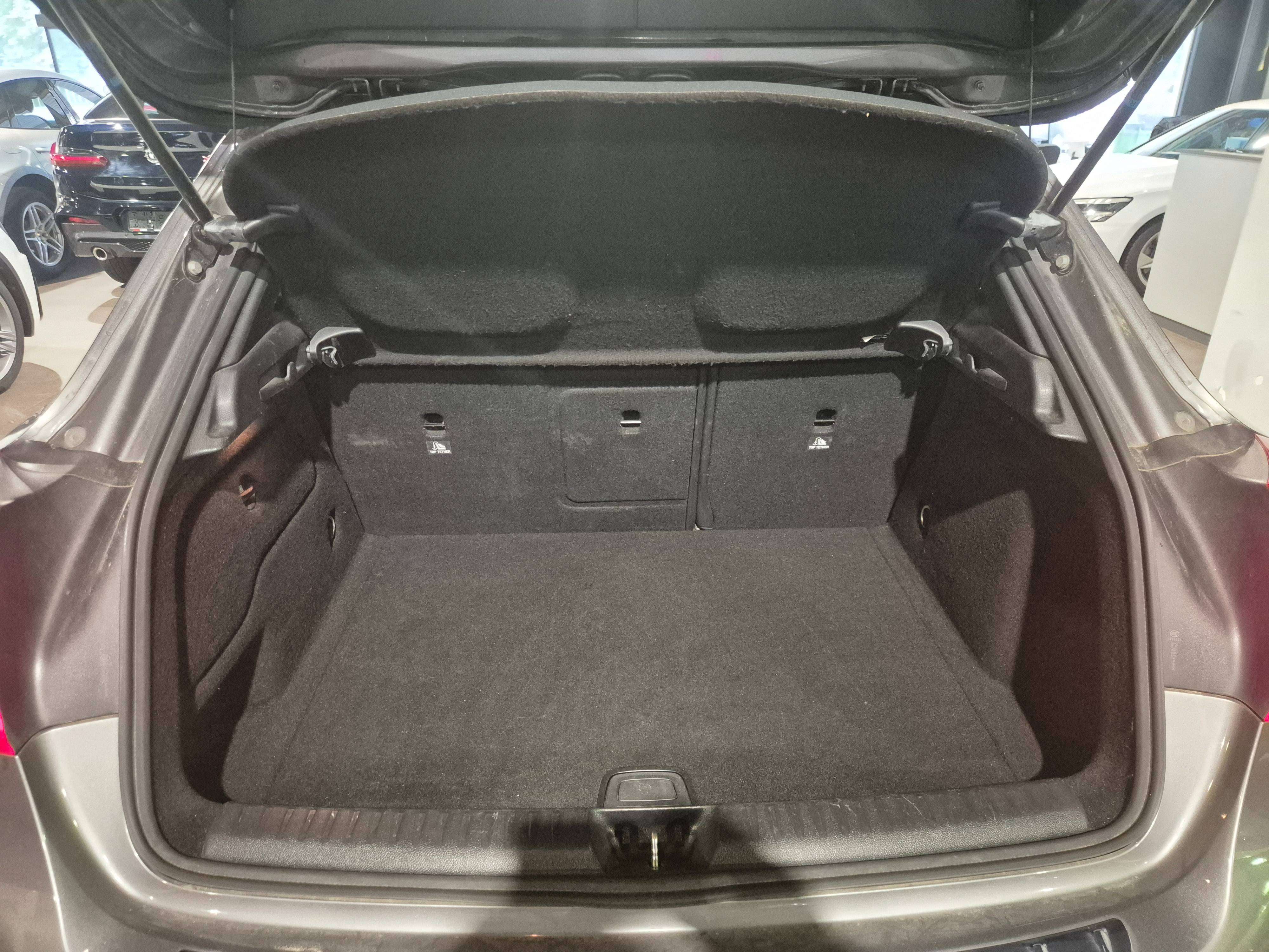 Mercedes-Benz GLA 200 GLA 200 d 4-Matic