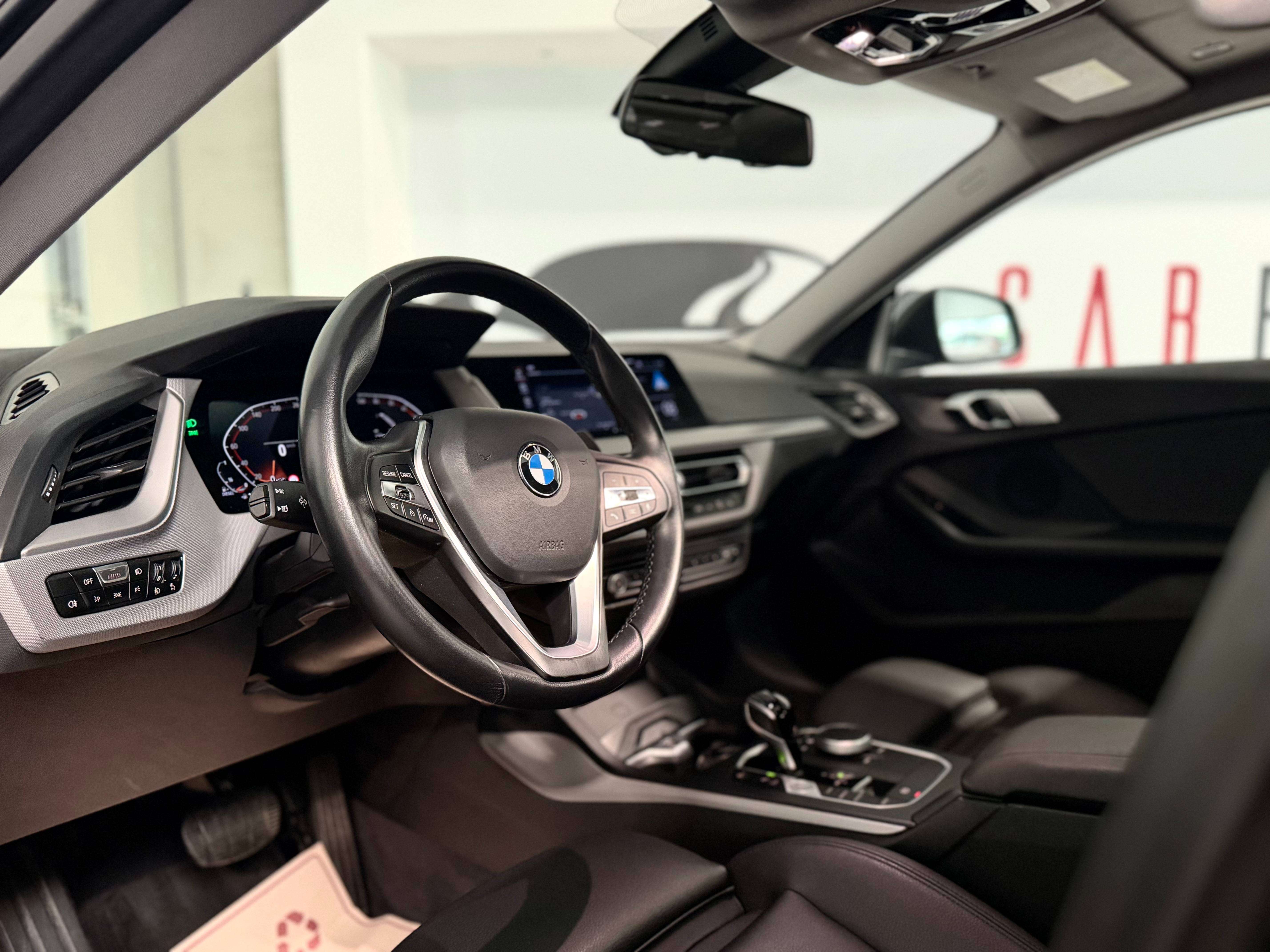 BMW 218 Gran Coupé 218 d PDC AV/PDC ARR/TOIT PANO-OUVRANT/AC