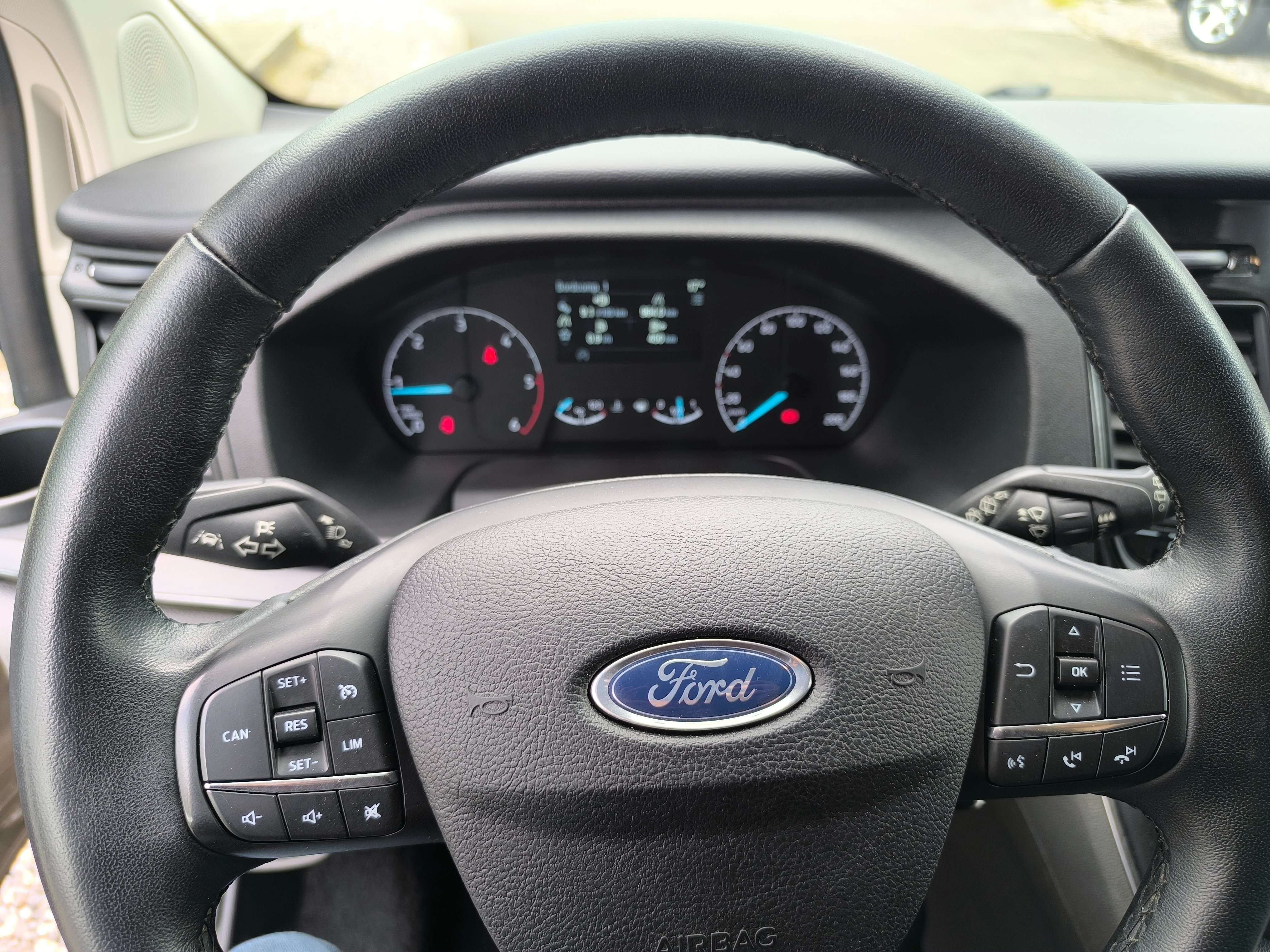 Ford Tourneo Custom 2.0 TDCi L1H1 Trend S/S 8 PLACES CLIM GPS