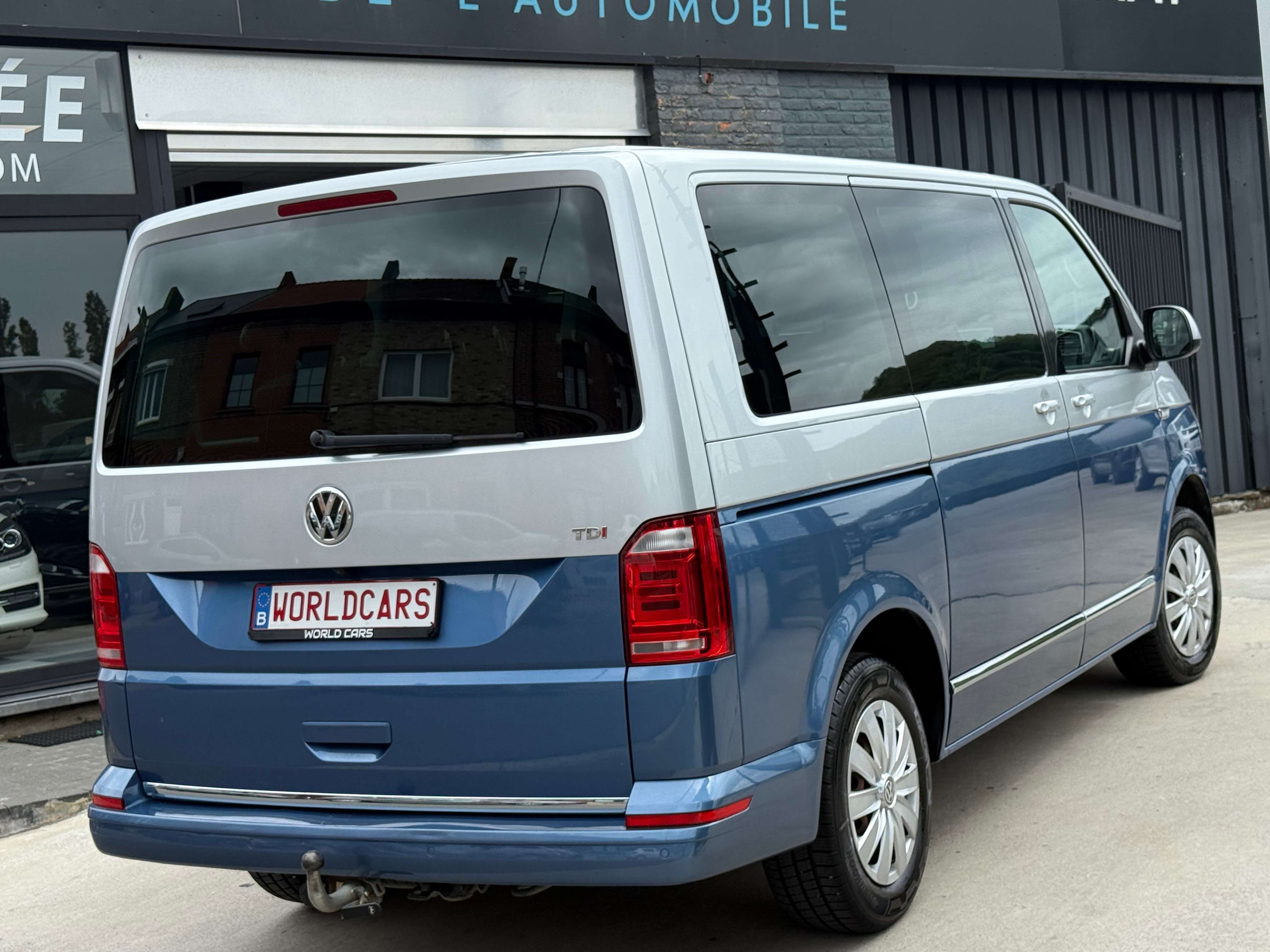 Volkswagen T6 Caravelle 2.0 TDi 150CV DSG TVAC*BTWIN - 8 PLACES- DISTRONIC - CAMERA - NAVIGATION - CARPLAY- FRONT ASSIST - GARANTIE 12MOIS