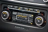 Volkswagen Golf GTI 2.0 TSI DSG6 BI-XENON PDC CLIMTRONIC CARNET COMPLET thumbnail