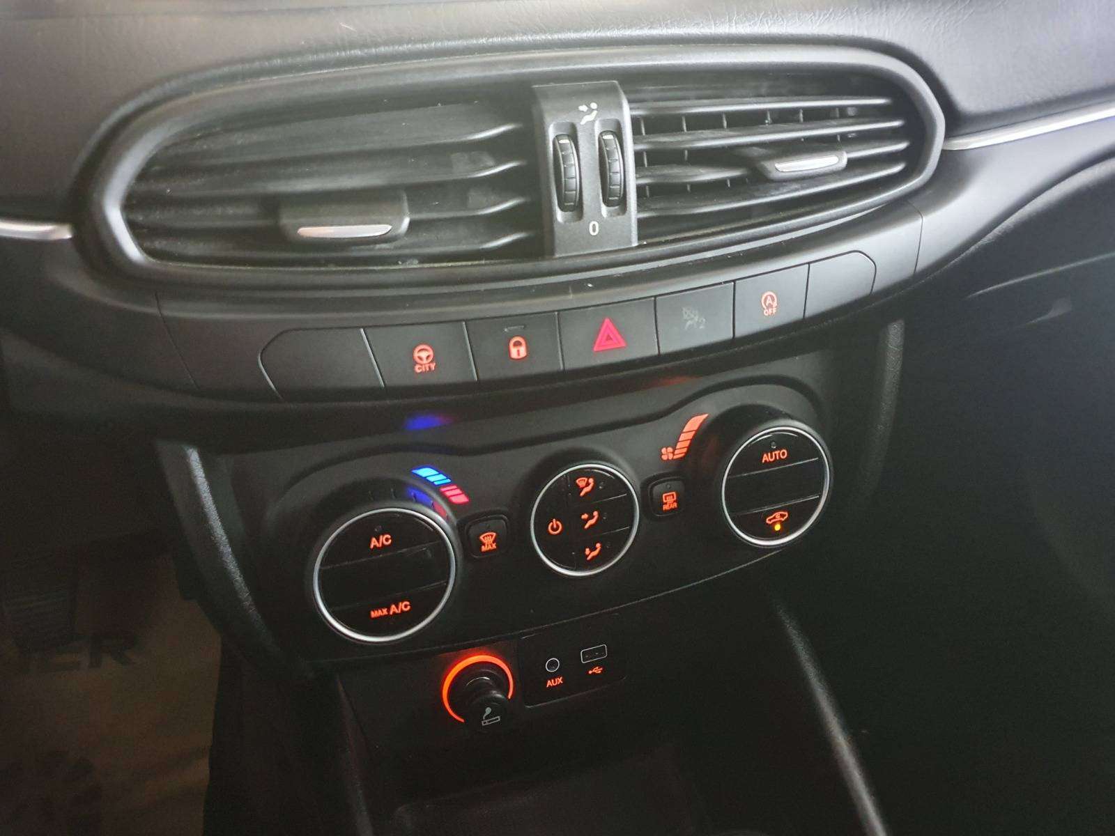 Fiat Tipo 🟢1.6 DIESEL 114CV - GPS - CARNET D'ENTRETIEN
