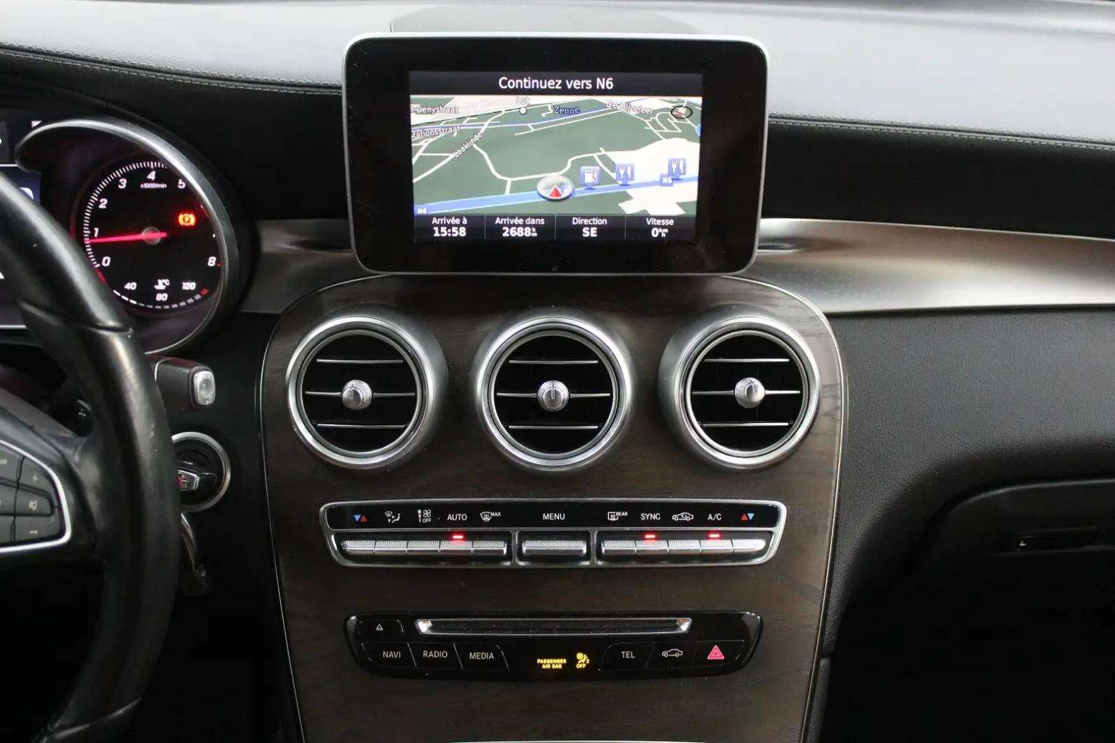 Mercedes-Benz GLC 250 GLC 250 4-Matic * AMG * PANO * GARANTIE *