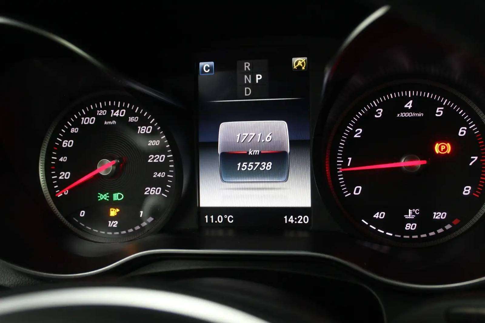 Mercedes-Benz GLC 250 GLC 250 4-Matic * AMG * PANO * GARANTIE *