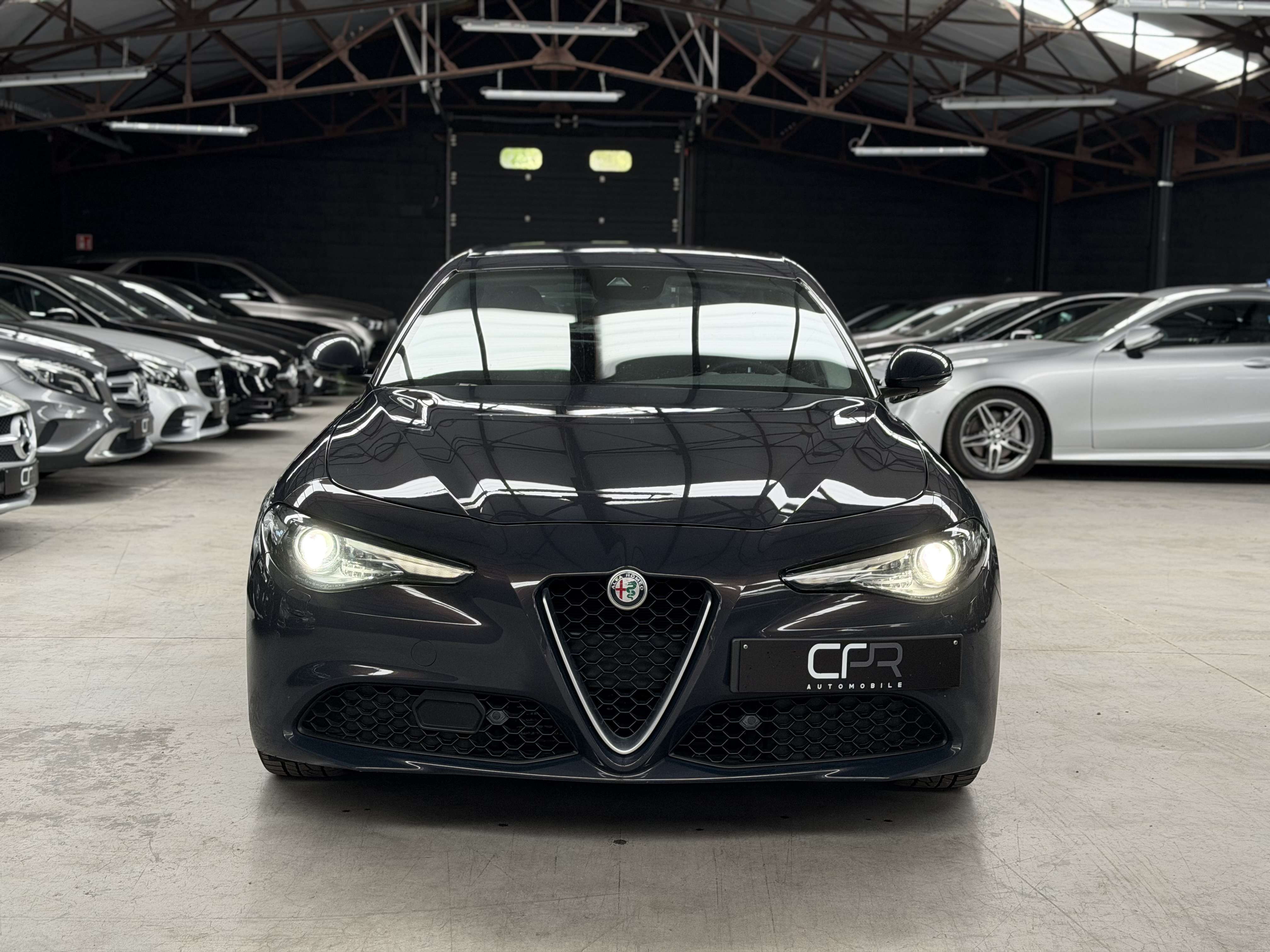 Alfa Romeo Giulia 2.2 JTDm * GPS * RADAR * LED * CUIR PARTIEL * GARANTIE