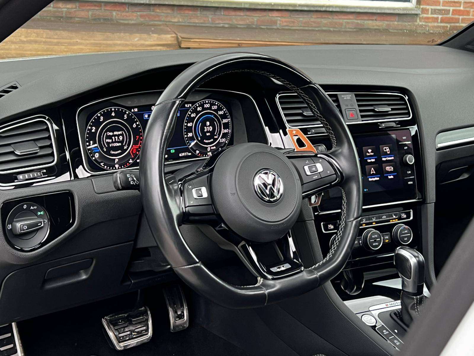 Volkswagen Golf R 2.0 TSI 4motion DSG COCKPIT TOIT-PANO CARNET ACC