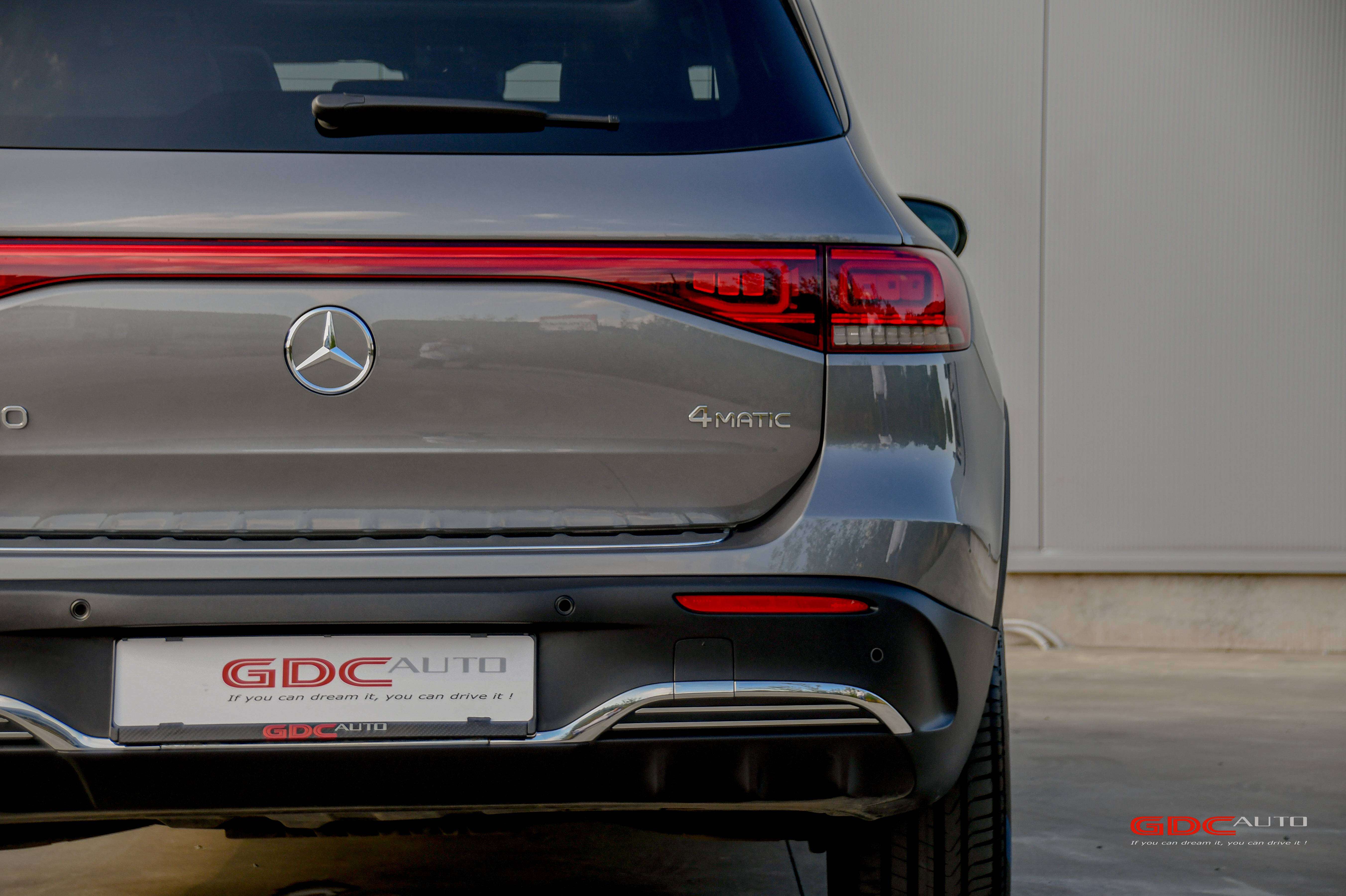 Mercedes-Benz EQB 350 AMG LINE - 4 MATIC -PANO DAK - 7PL
