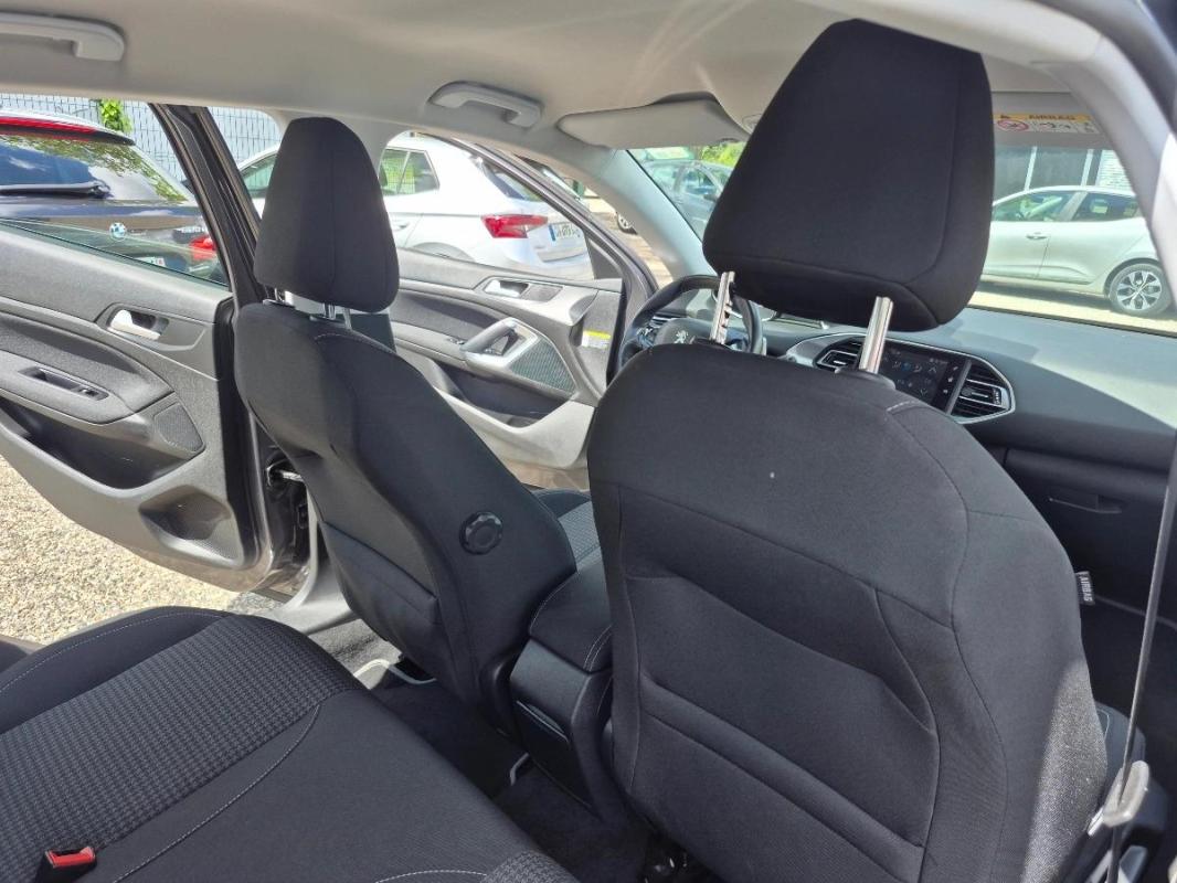 Peugeot 308 GENERATION-II 1.5 BLUEHDI 130 Active Business EAT BVA START-STOP