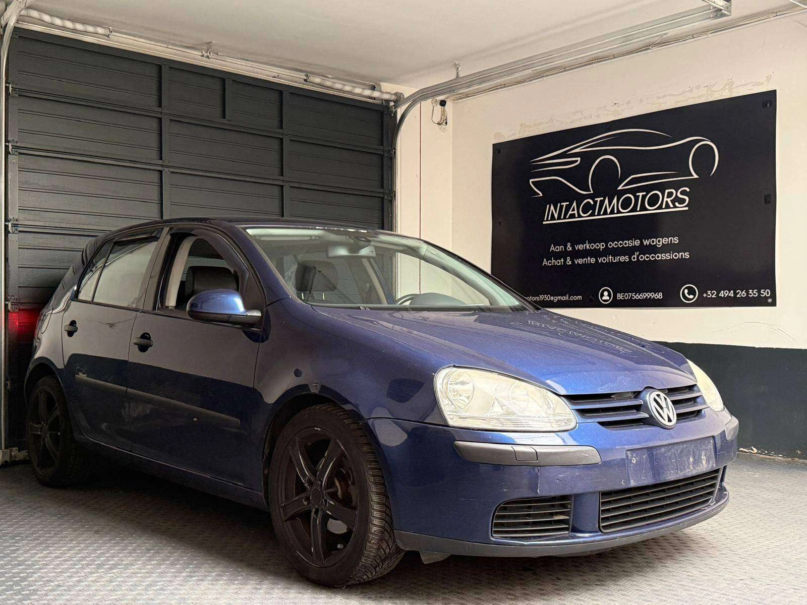 Volkswagen Golf Golf 1.6i 16v FSI Sportline Tiptronic