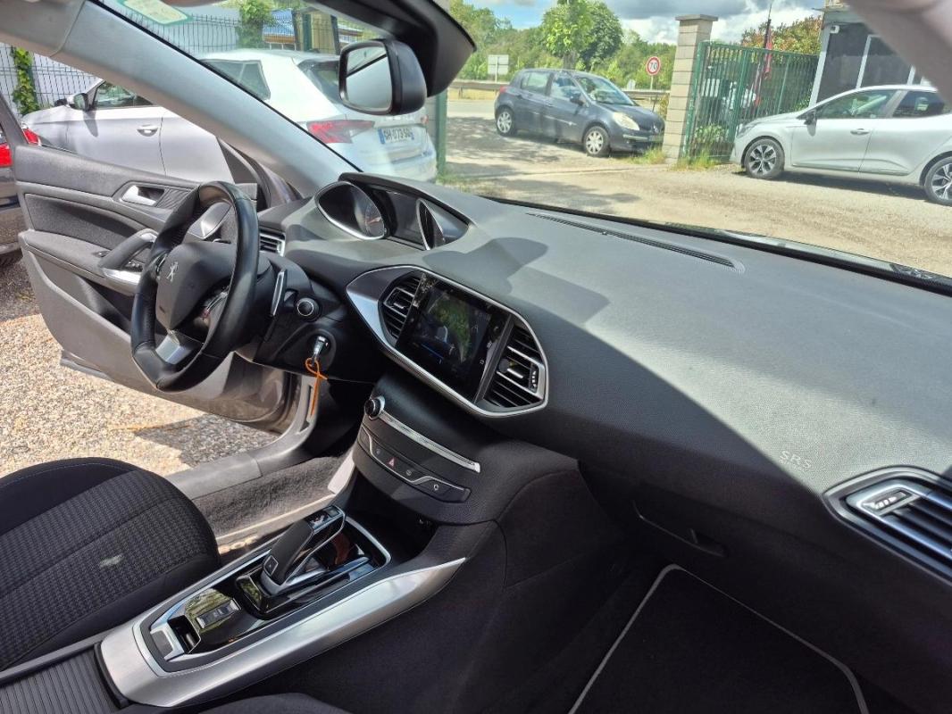 Peugeot 308 GENERATION-II 1.5 BLUEHDI 130 Active Business EAT BVA START-STOP