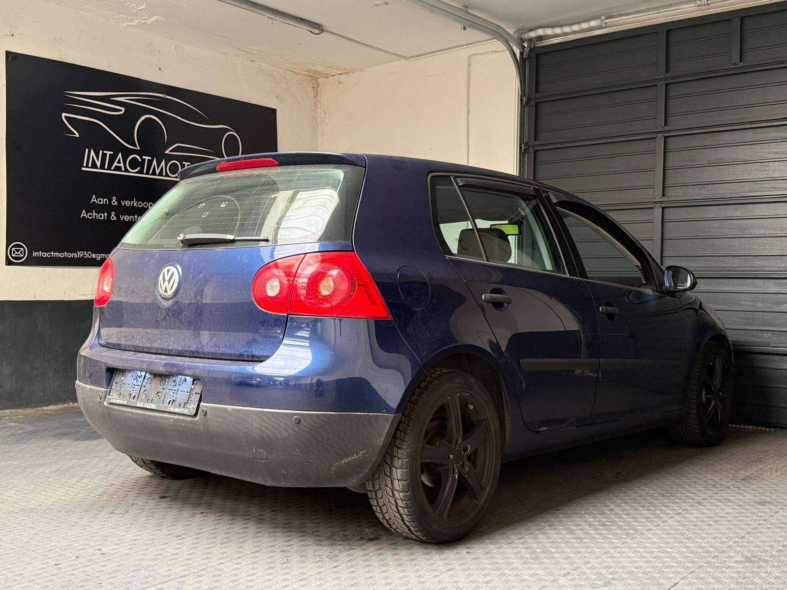 Volkswagen Golf Golf 1.6i 16v FSI Sportline Tiptronic