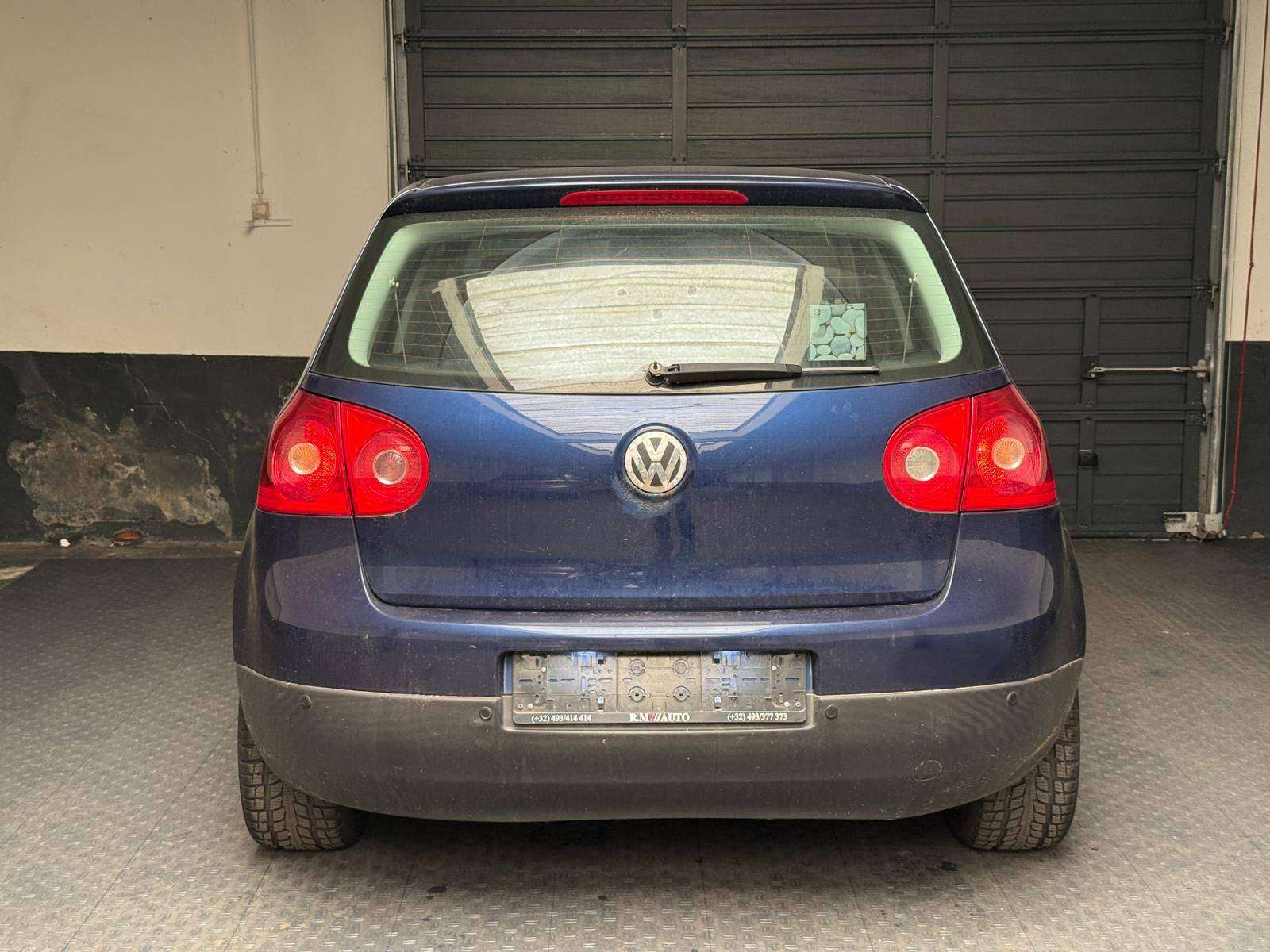 Volkswagen Golf Golf 1.6i 16v FSI Sportline Tiptronic