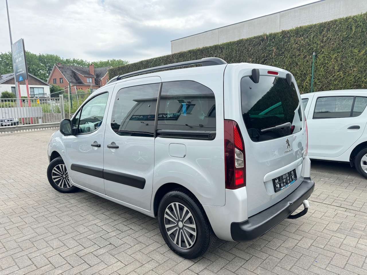Peugeot Partner Tepee Outdoor 1.6 e-HDi